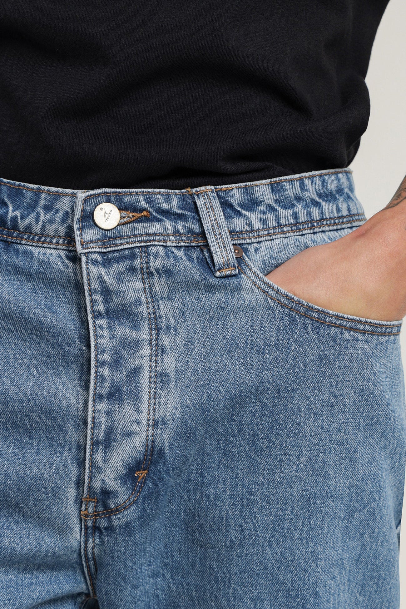 A 90s Relaxed Jean Death Disco