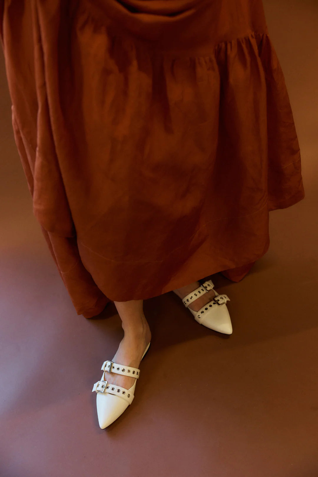 Indianna Point Toe Flats Chalk White