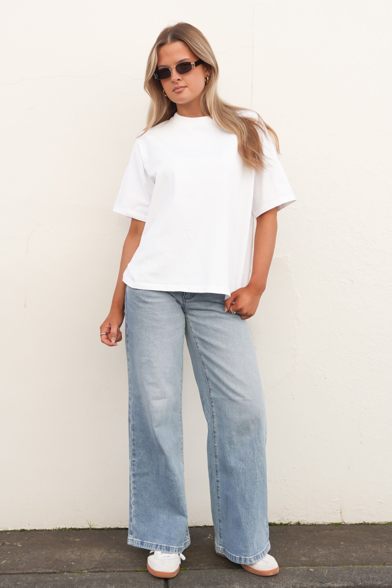 A 00 Super Low & Wide Jean Jody