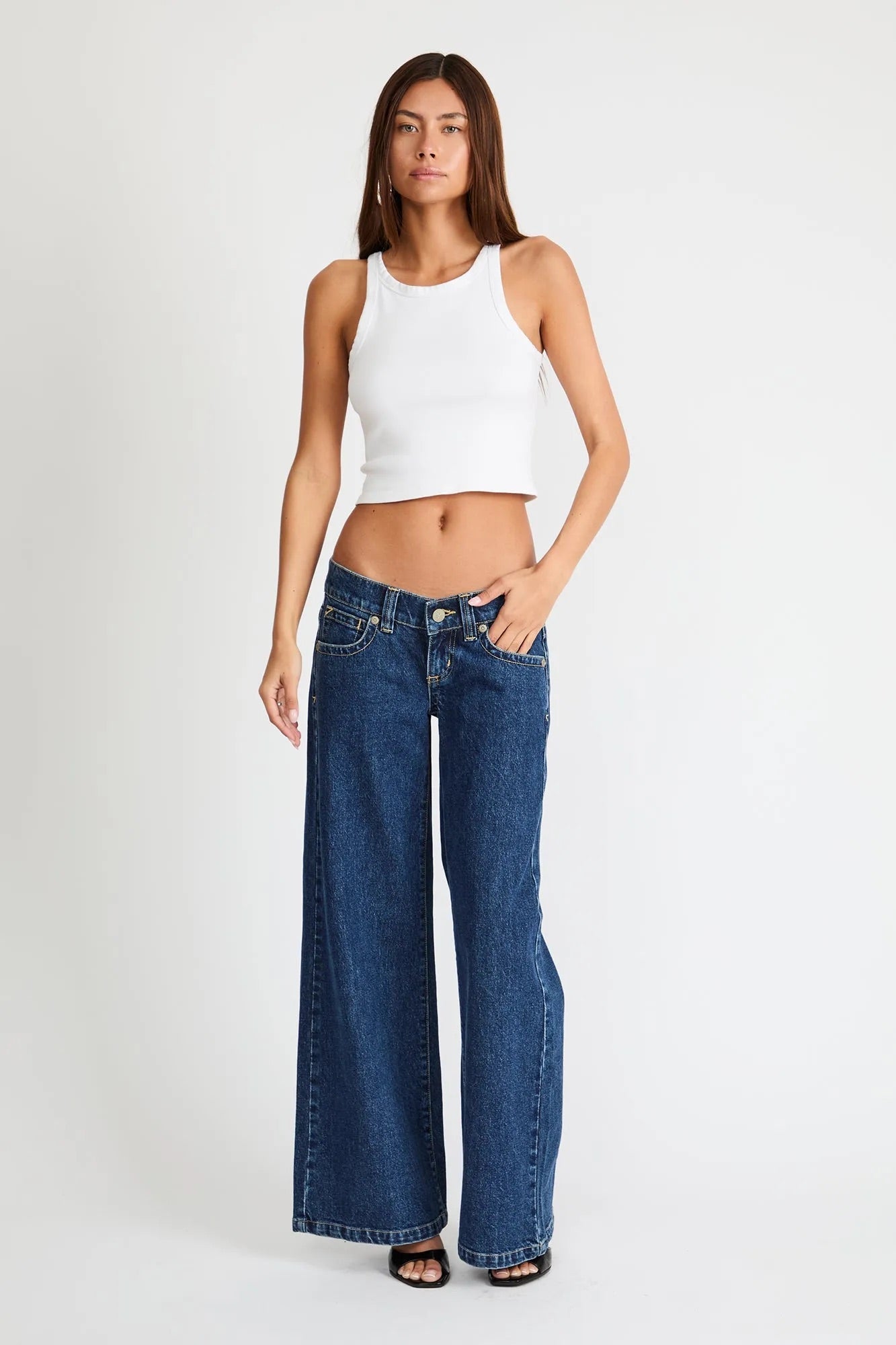 A 00 Super Low & Wide Jean Tara