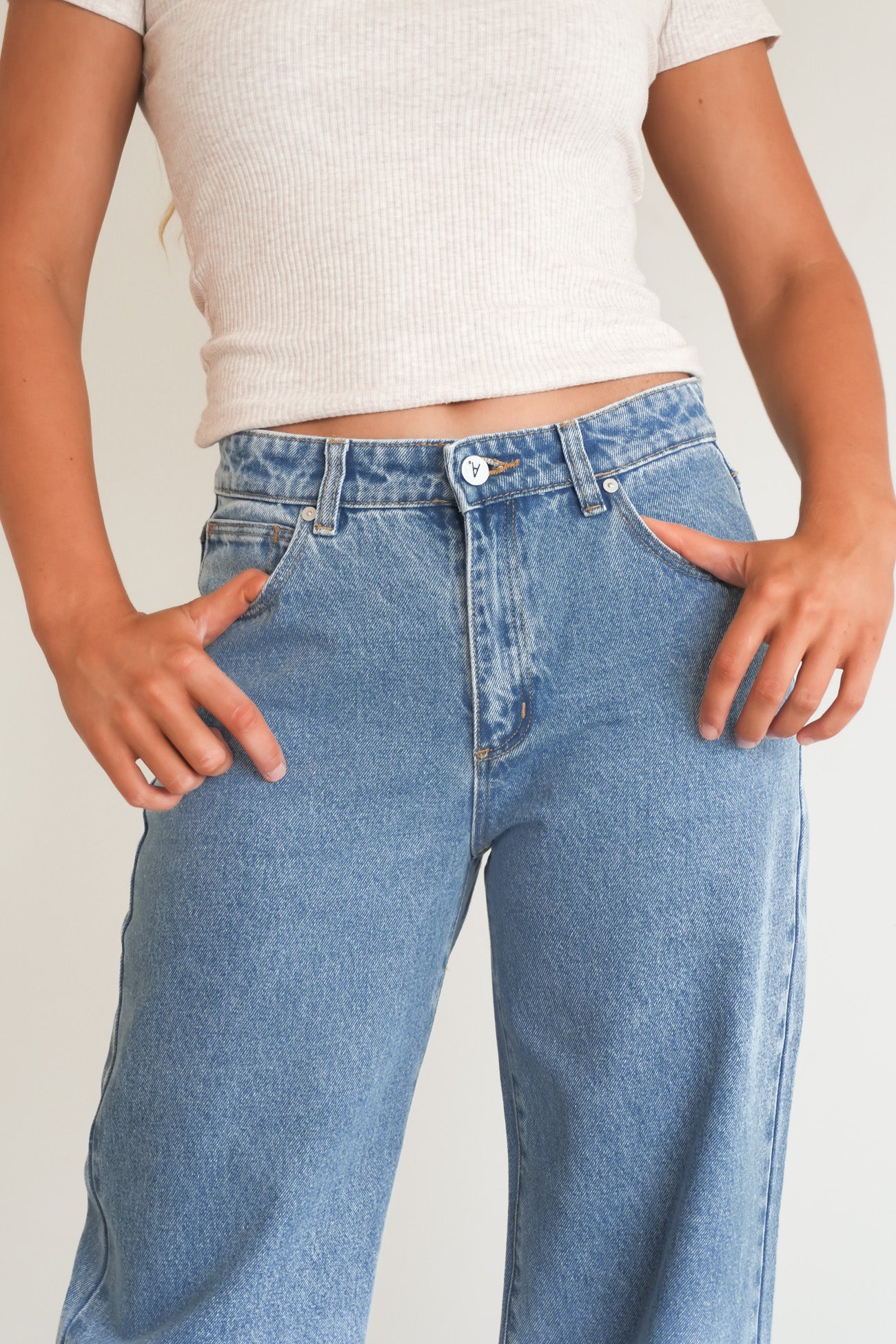 A 95 Baggy Petite Jean Gigi