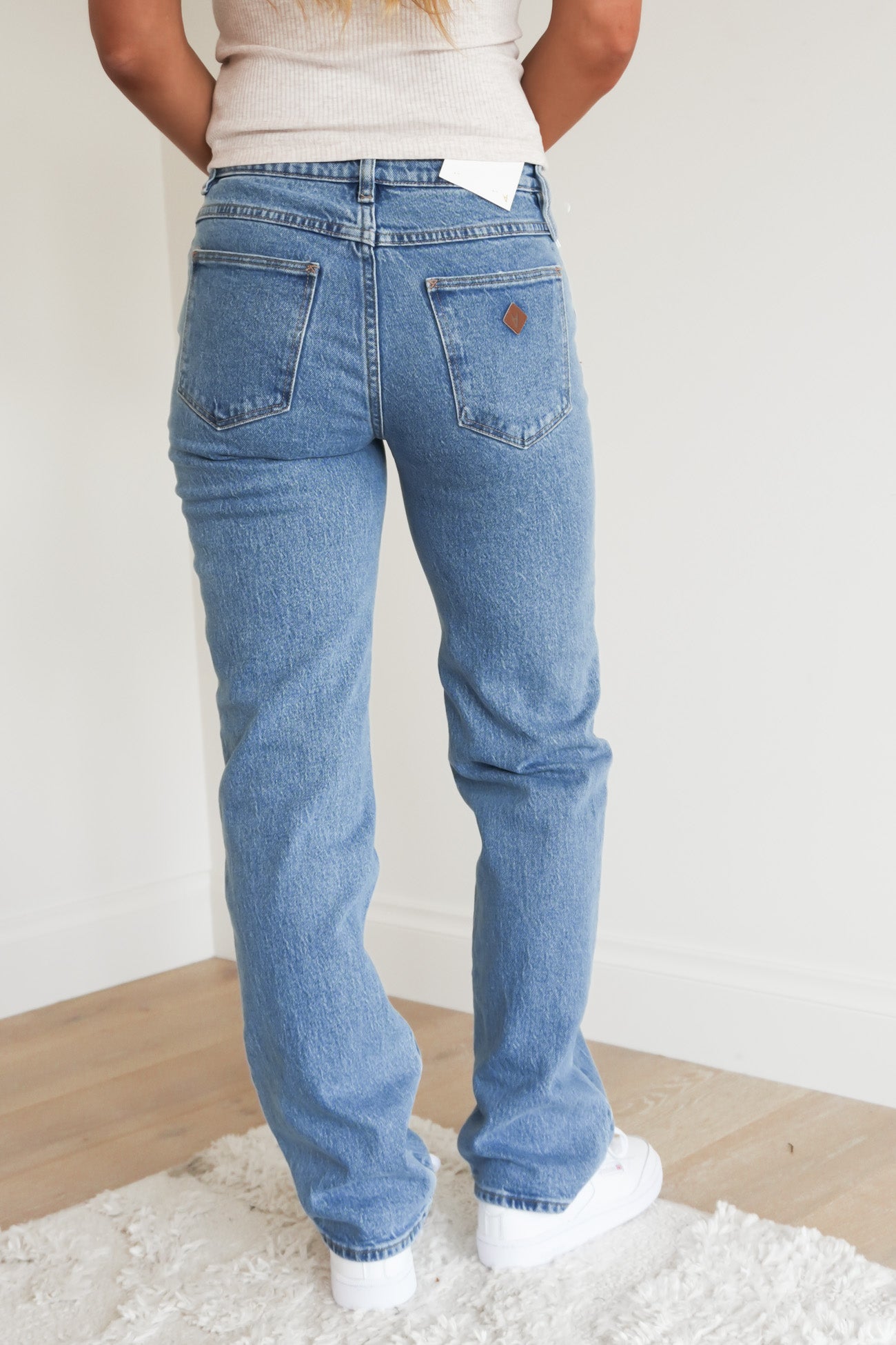 A 95 Straight Jean Debbie