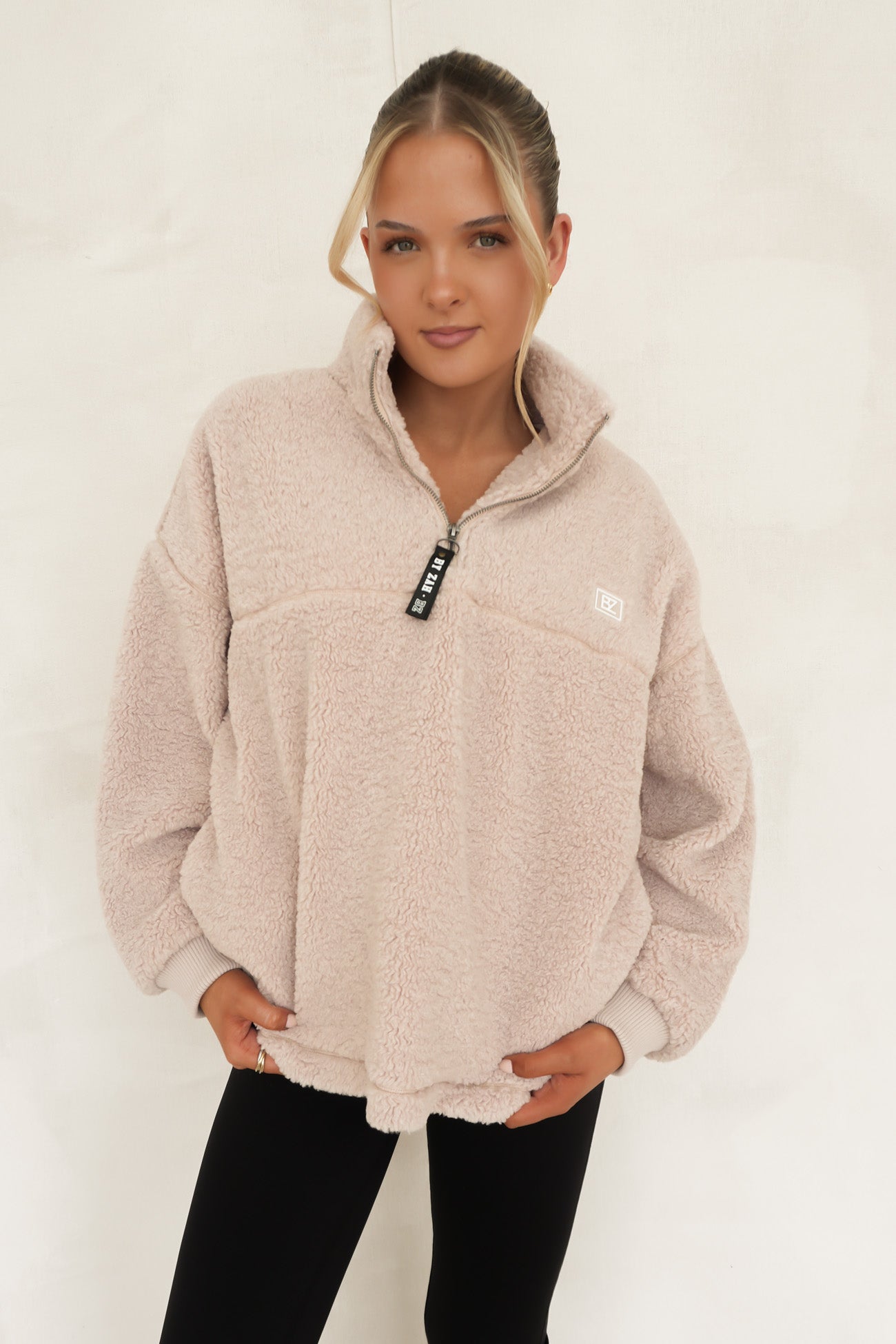 Ace Quarter Teddy Beige