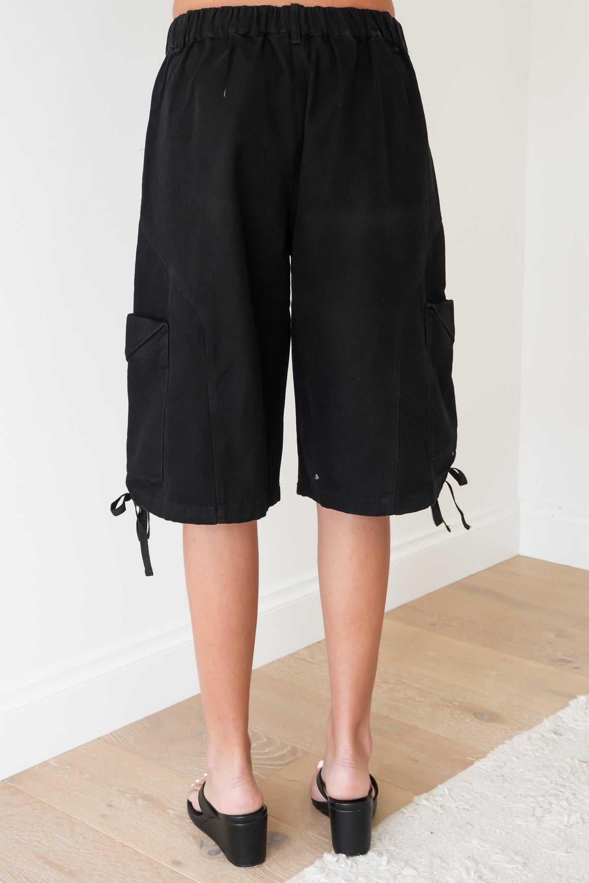 Alexia Cargo Jort Black