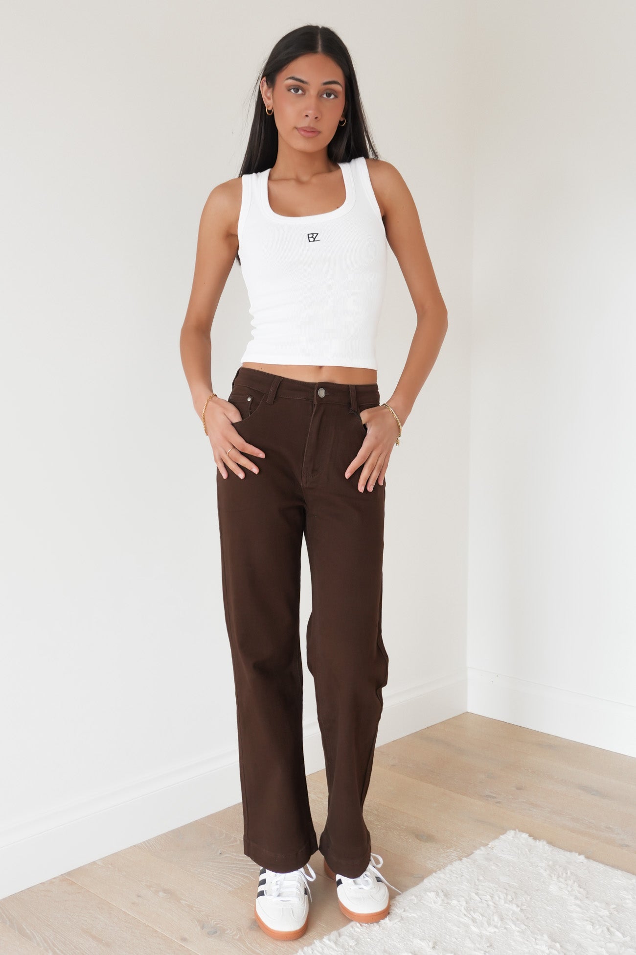 Angela Straight Jean Chocolate