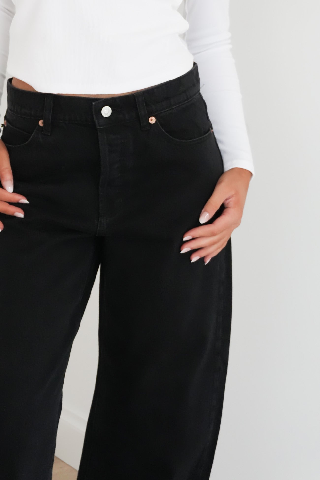 Arc Barrel Jean Black Sand