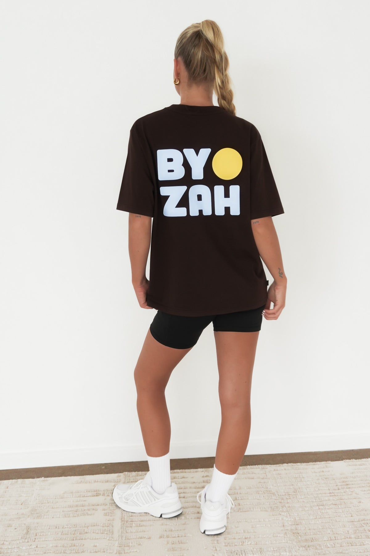 Avara Oversized Tee Chocolate