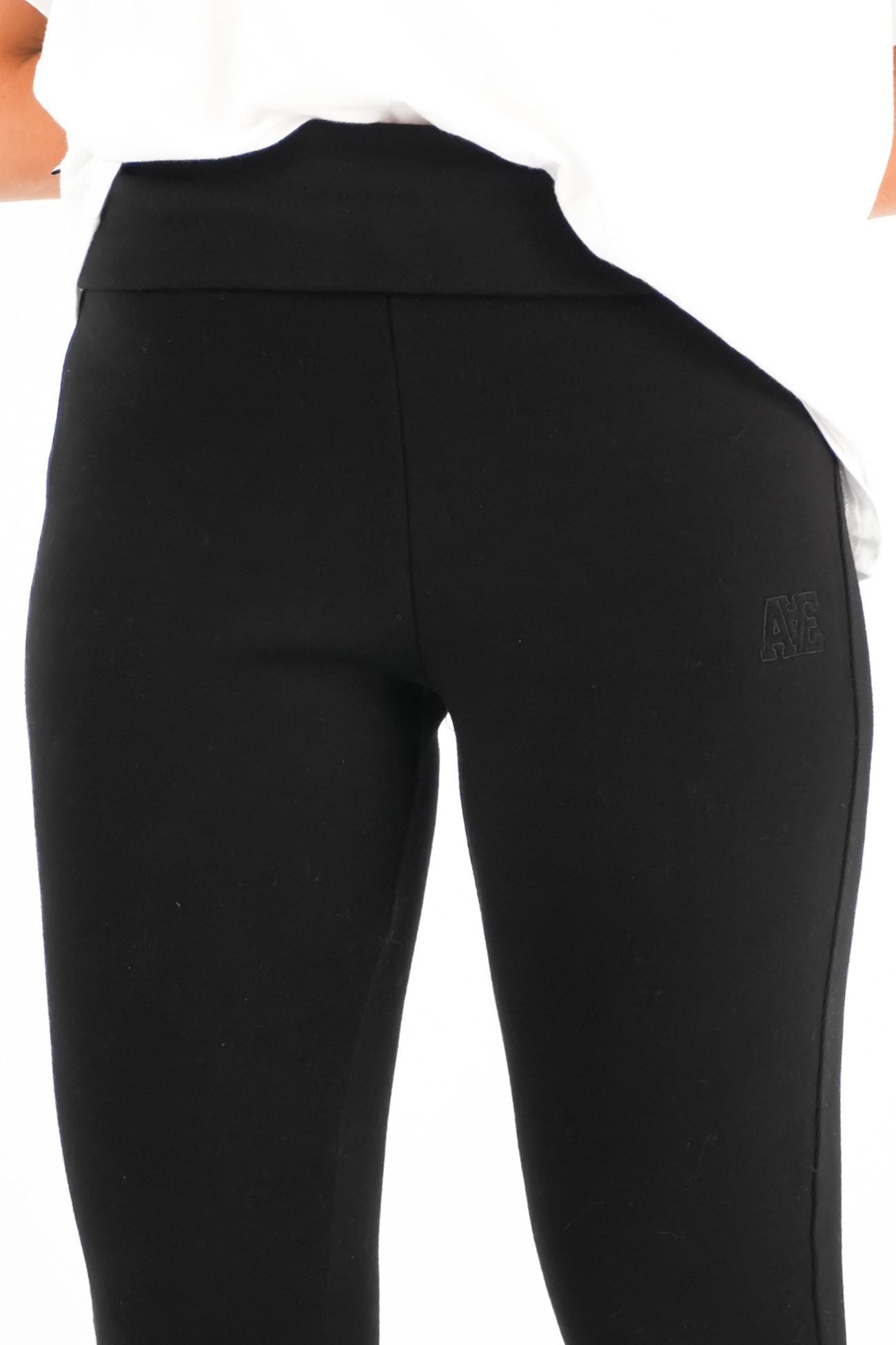 Balance Roll Waist Pant Black