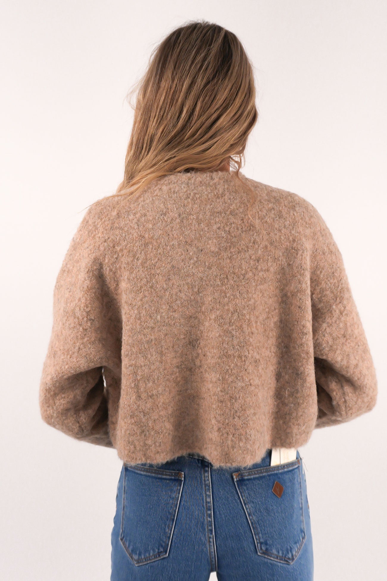 Billie Jean Cardi Oat