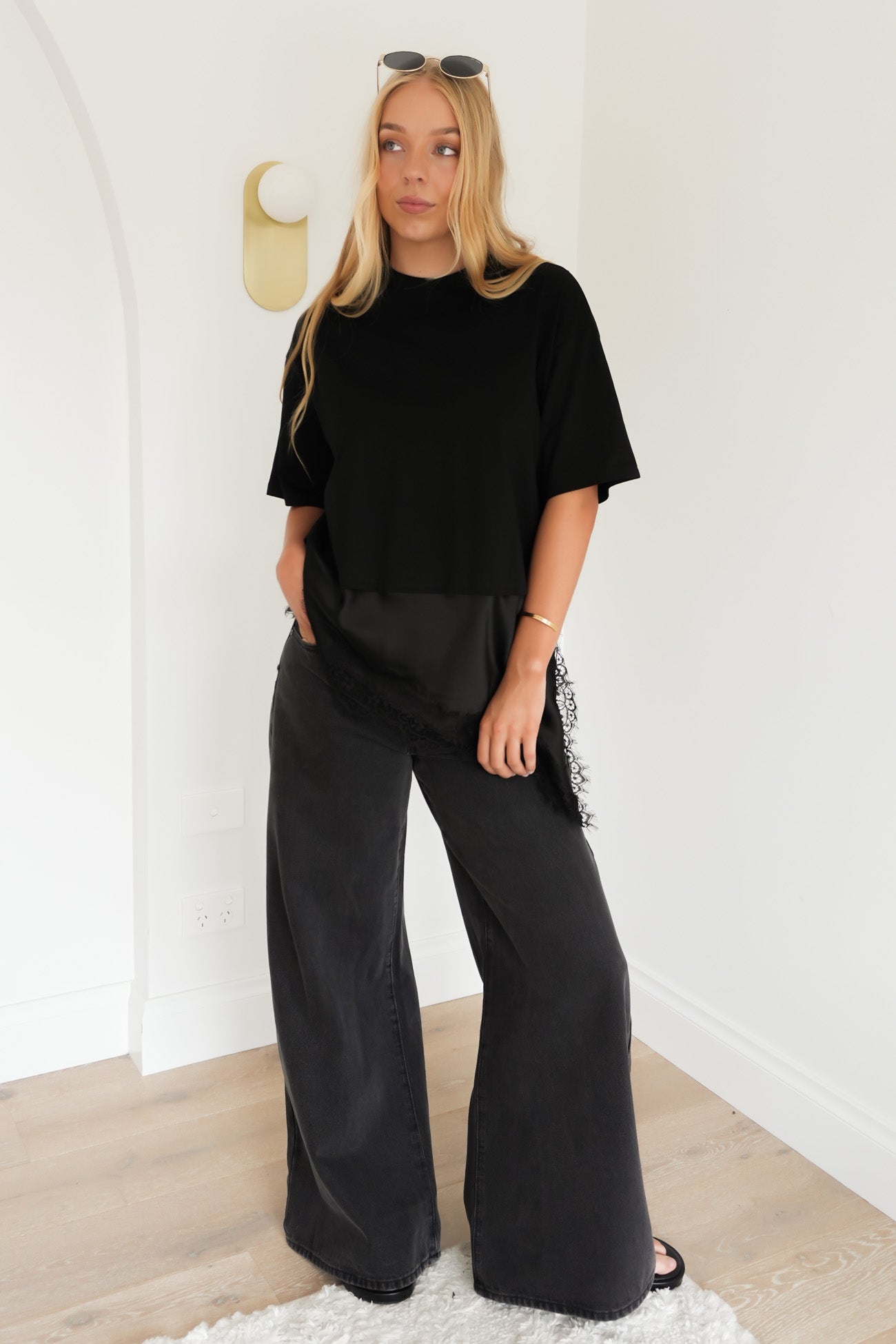 Cassidy Lace Tee Black