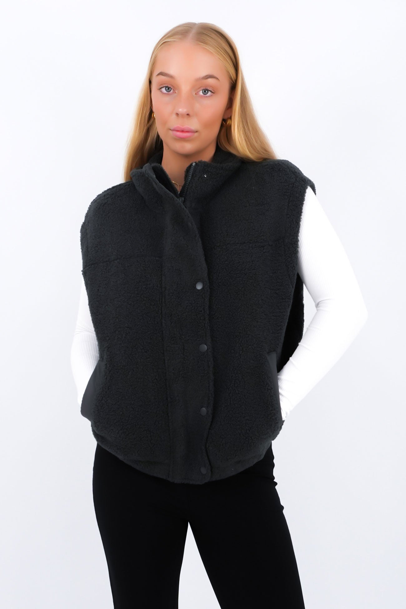 Cliff Hanger Vest Dark Grey