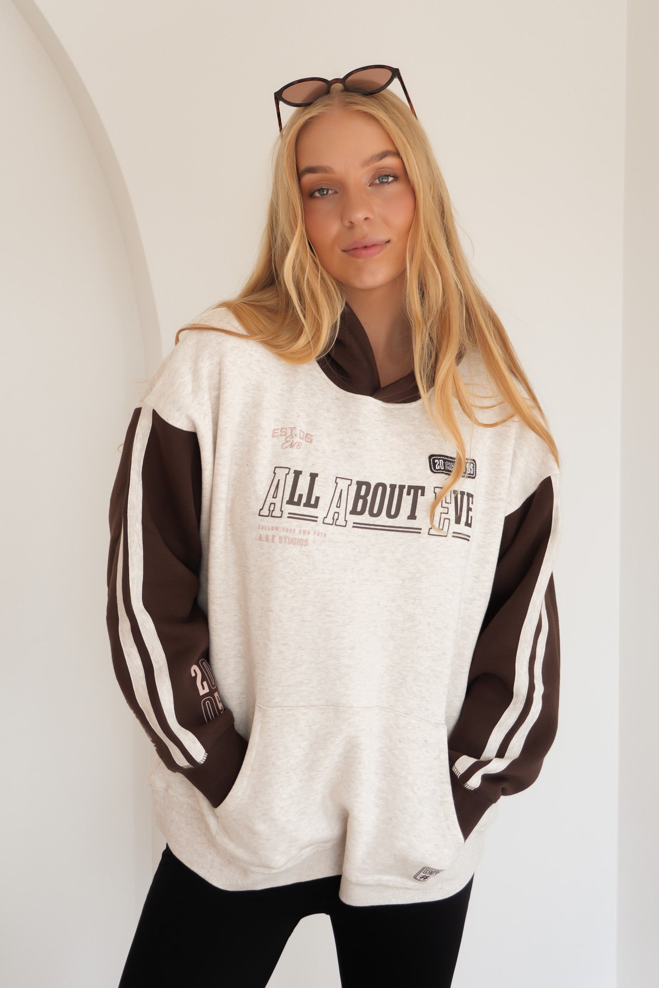 Contrast Club Relaxed Hoodie Oat