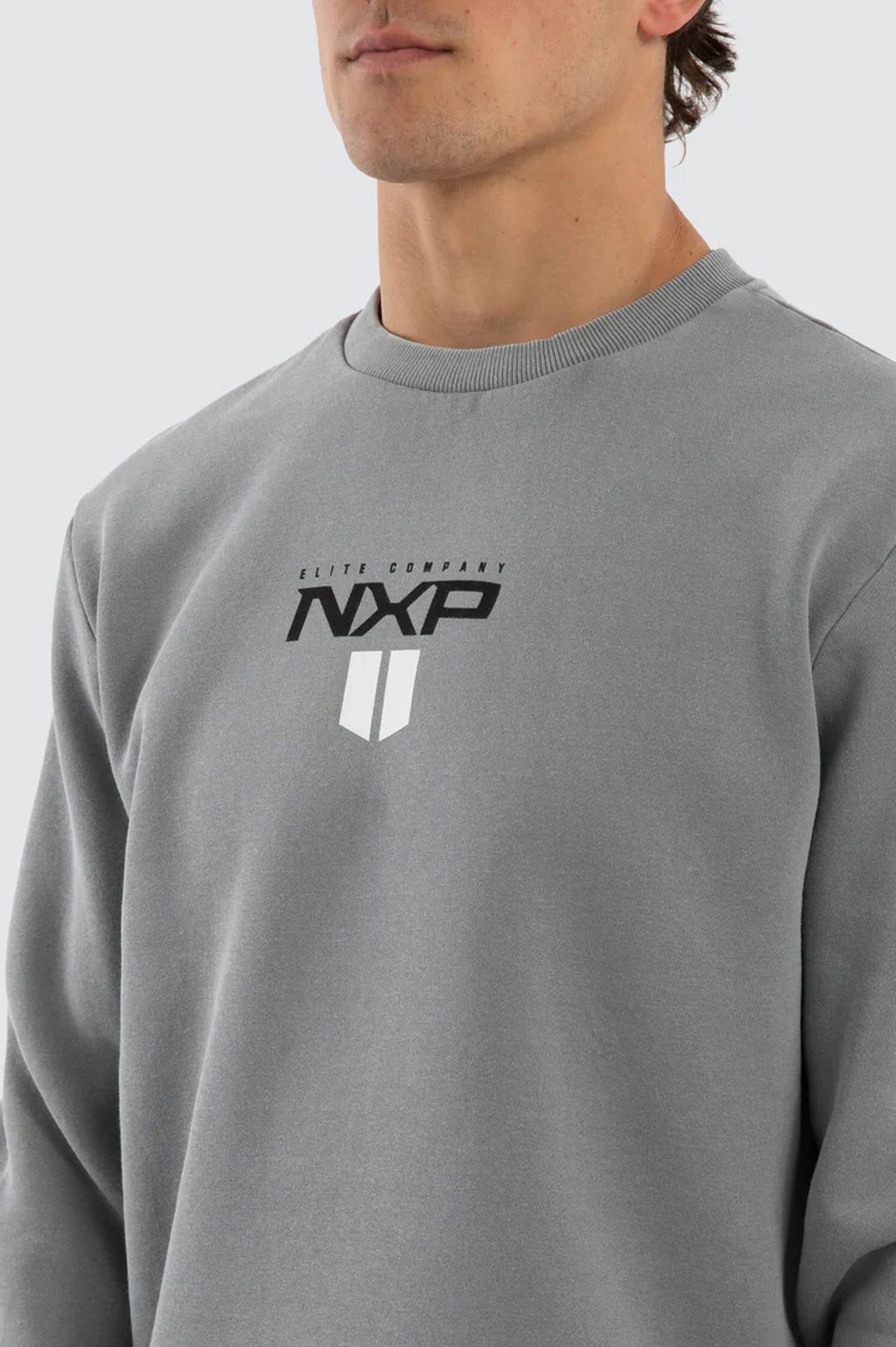 Crew Dual Curved Sweater Pigment Ultimate Grey