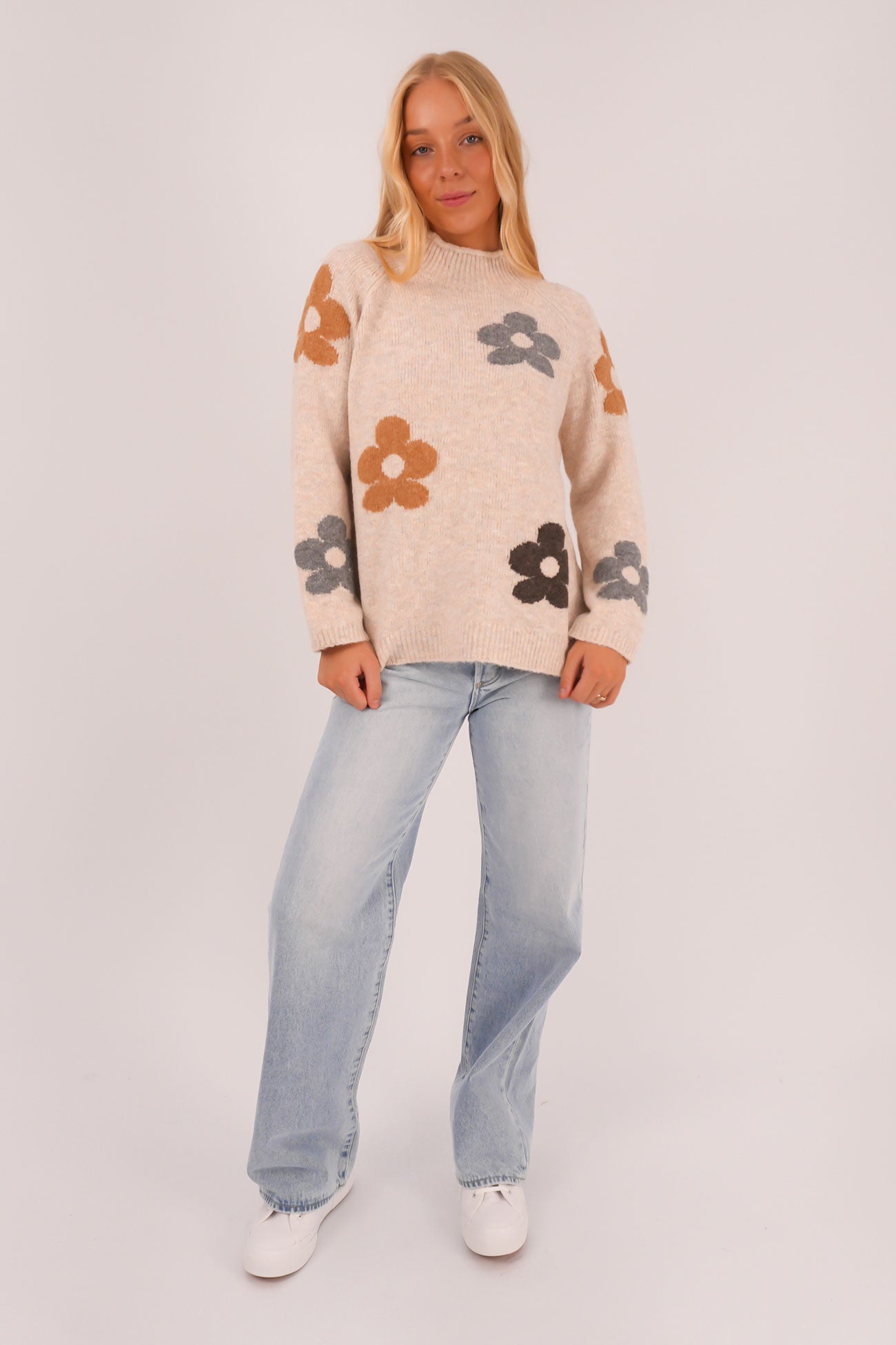 Daisy Knit Jumper Latte