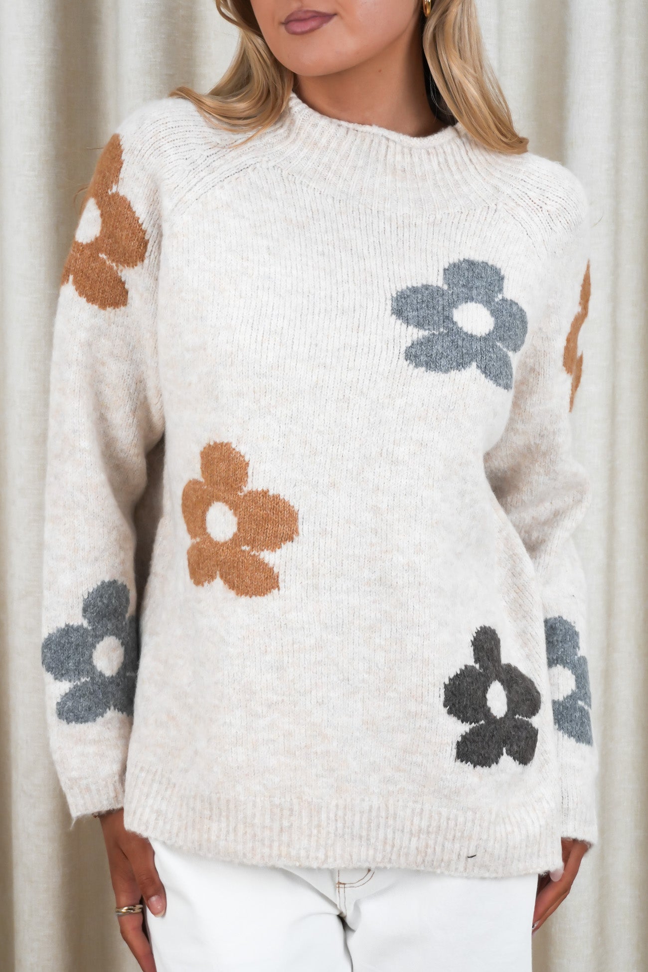 Daisy Knit Jumper Latte