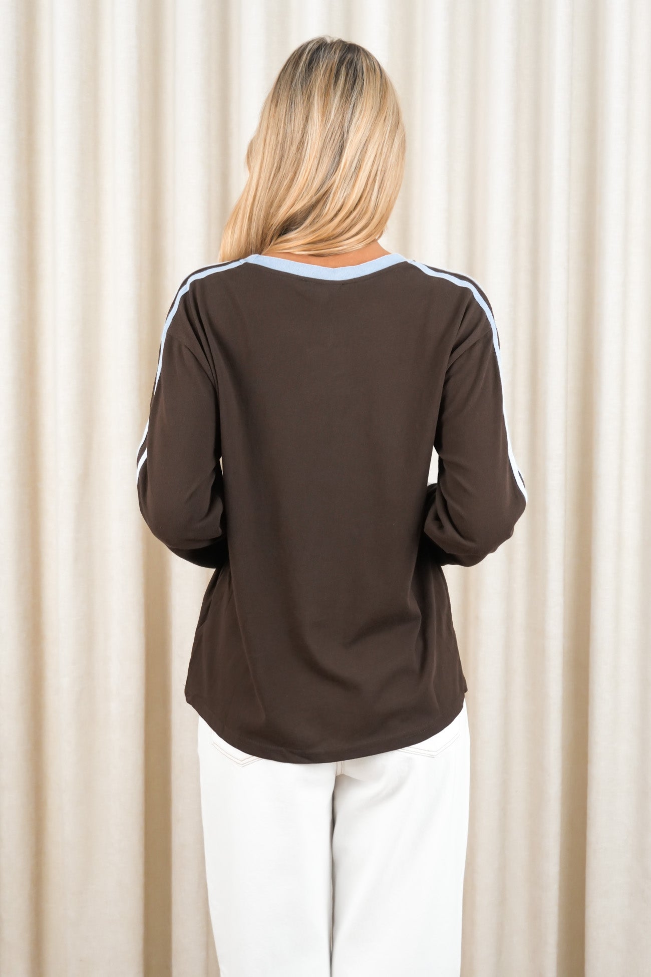 Dakota Long Sleeve Tee Chocolate