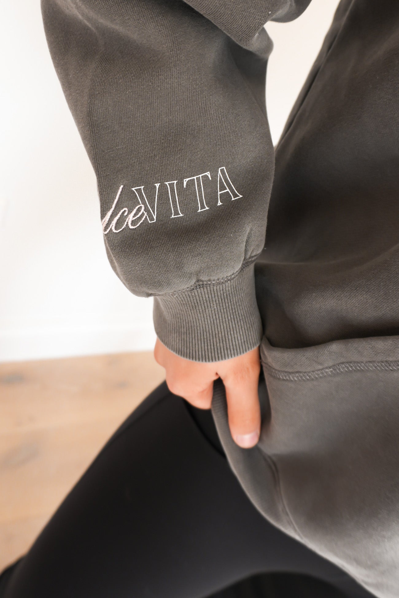 Dolce Relaxed Hoodie Charcoal