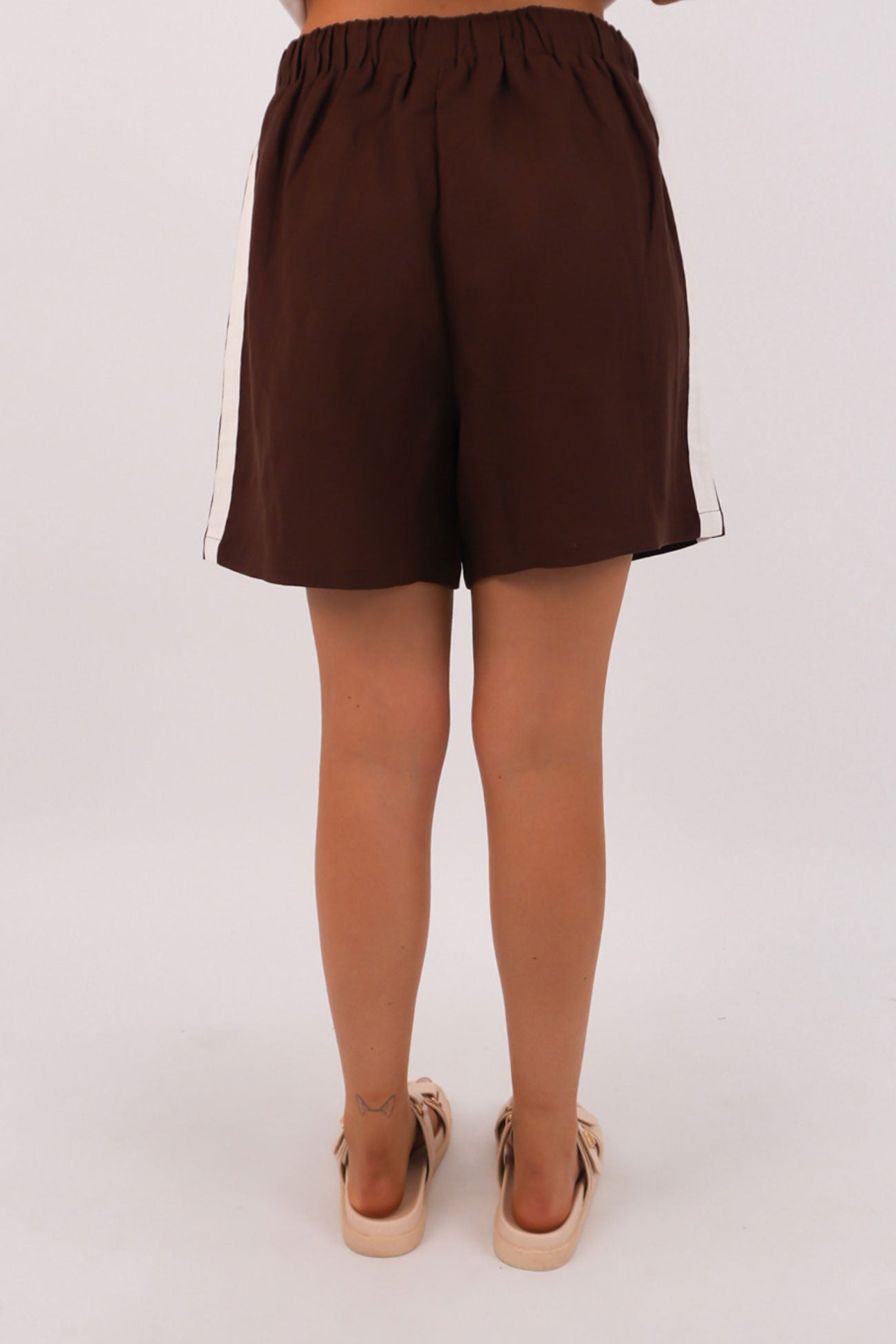 Essie Short Chocolate