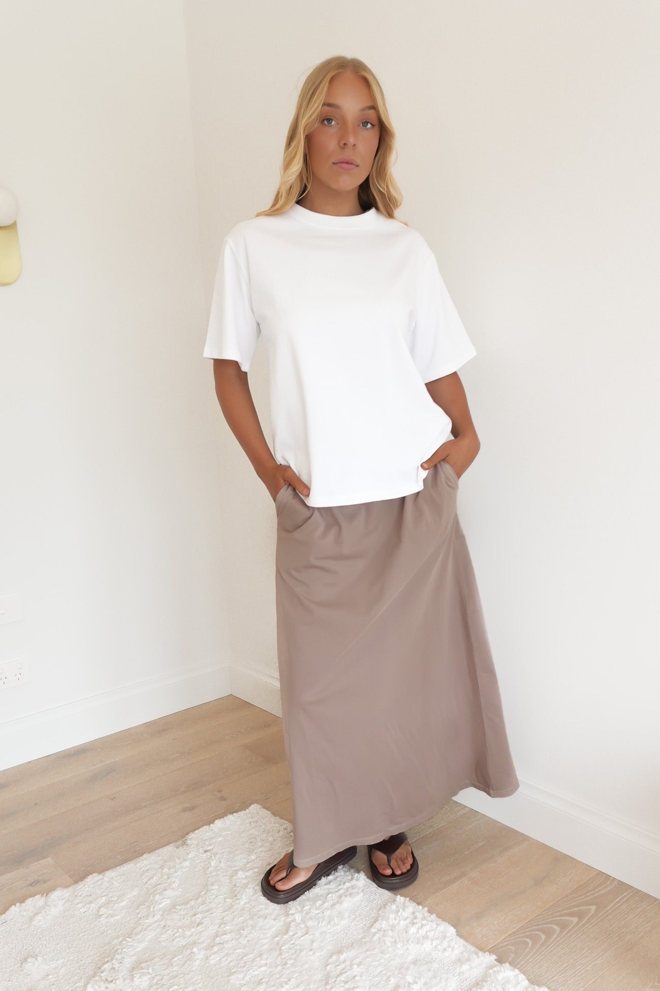 Evolve Skirt Brown