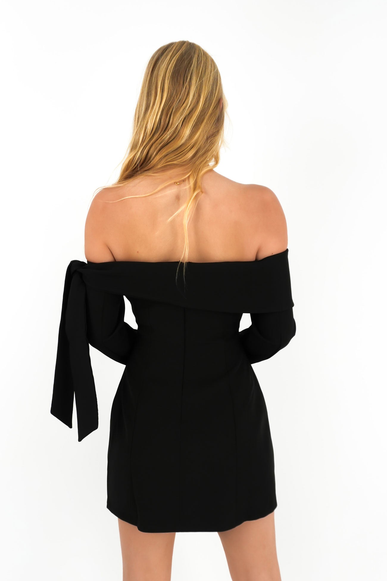 Finch Mini Dress Black