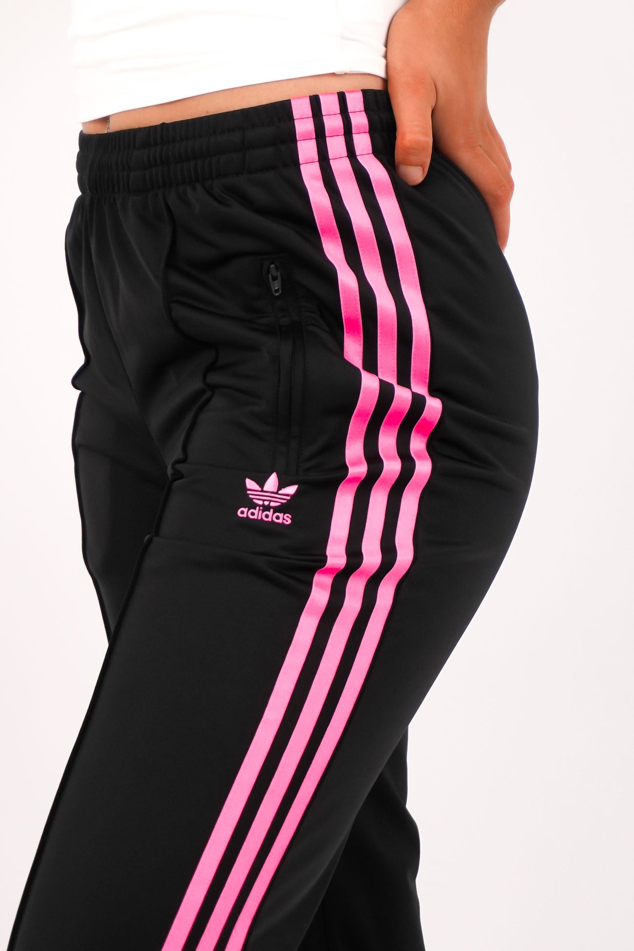 Firebird Trackpant Black Lucid Pink