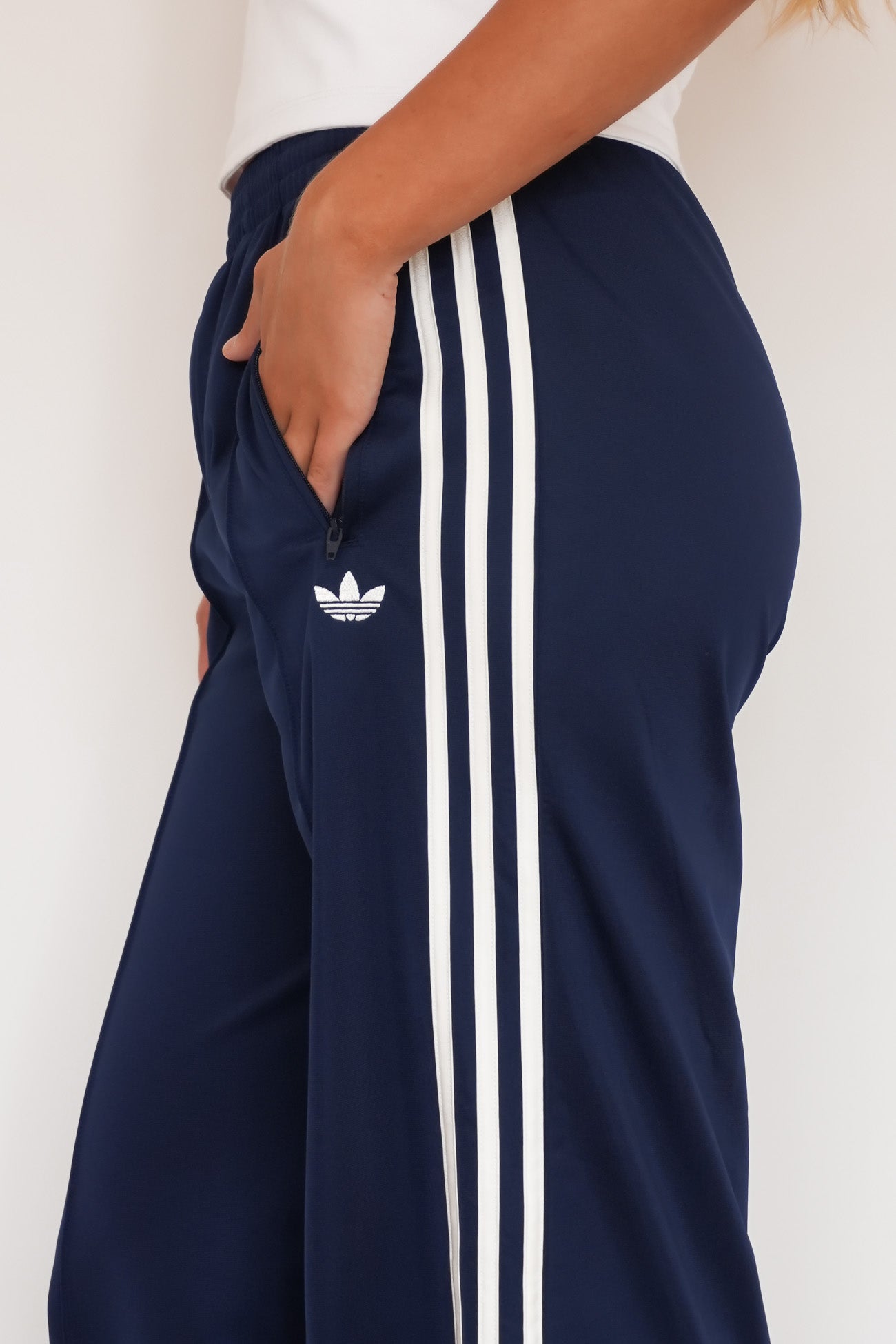 Firebird Loose Trackpant Night Indigo Off White