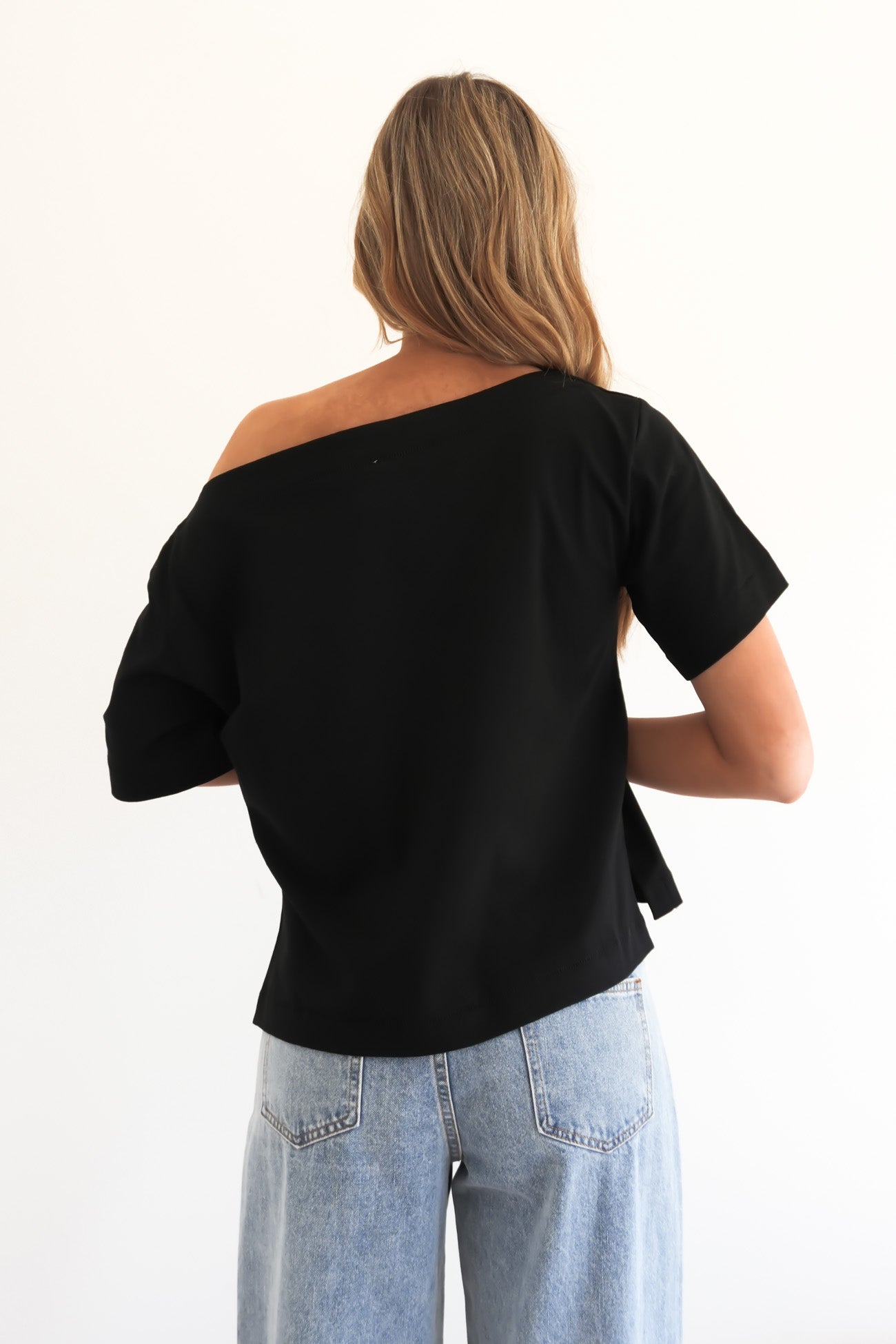 Giorgia Tee Black