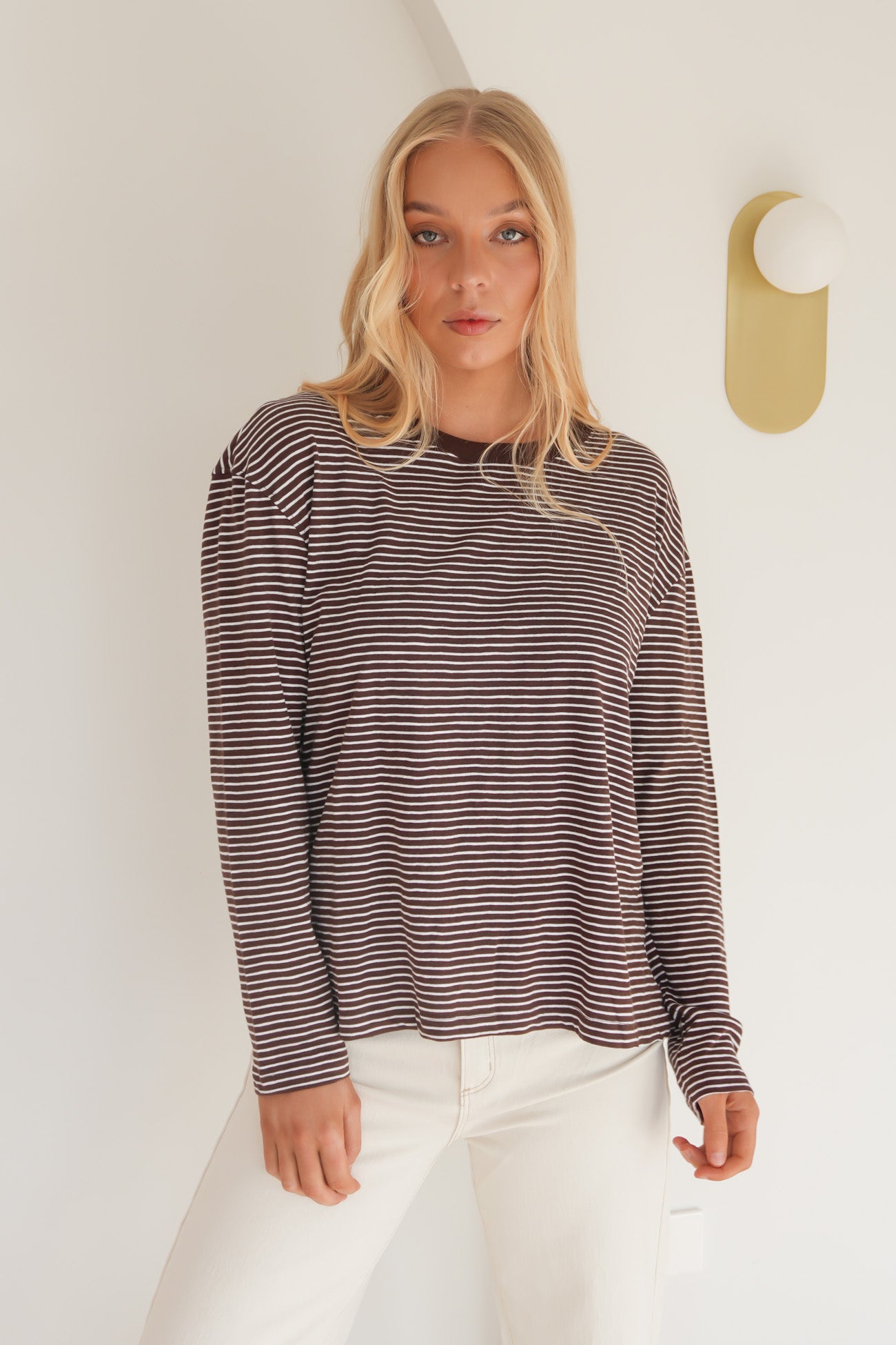 Hutch Long Sleeve Tee Coffee