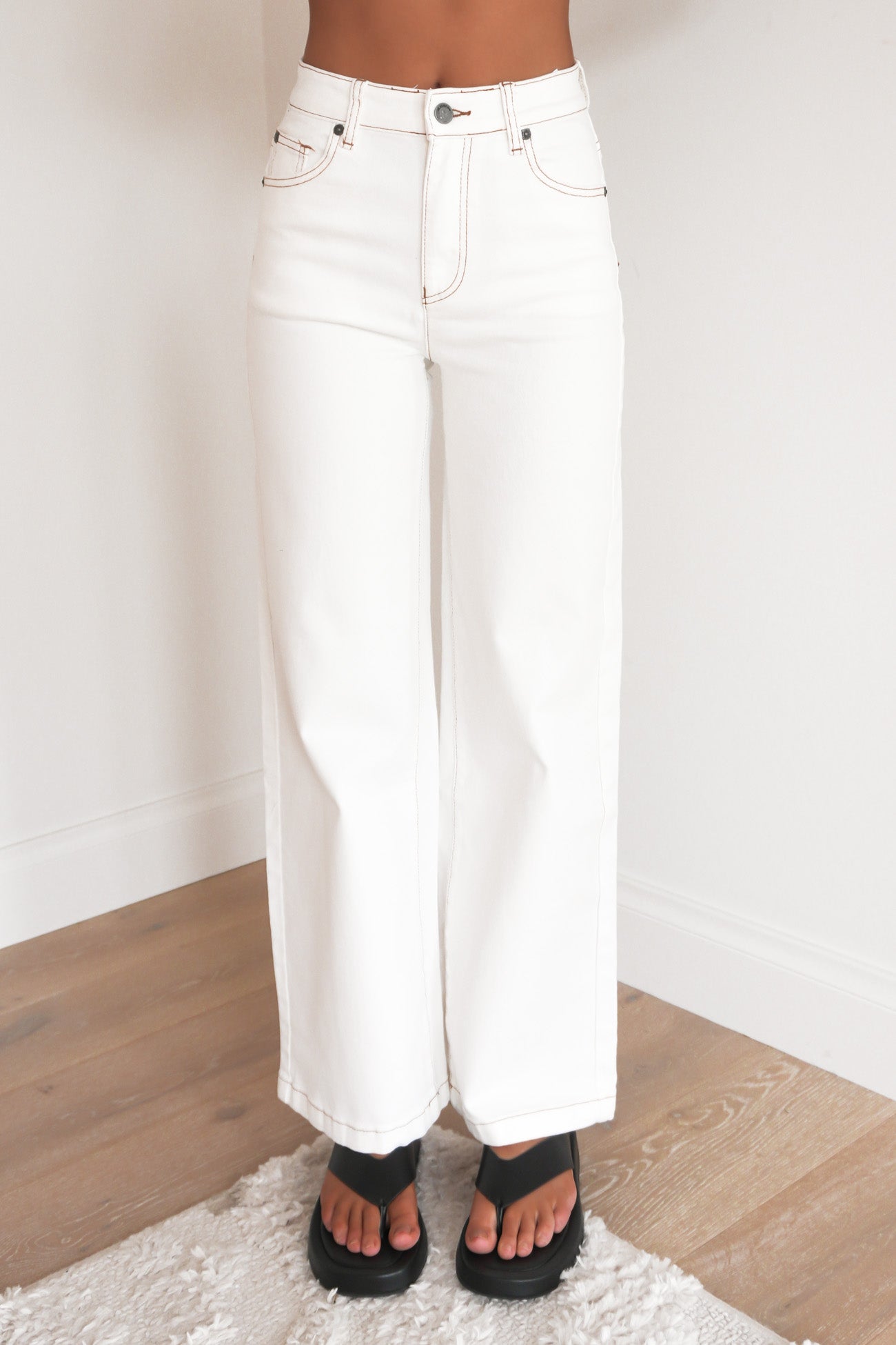 Jacqui Wide Leg Jean Vintage White