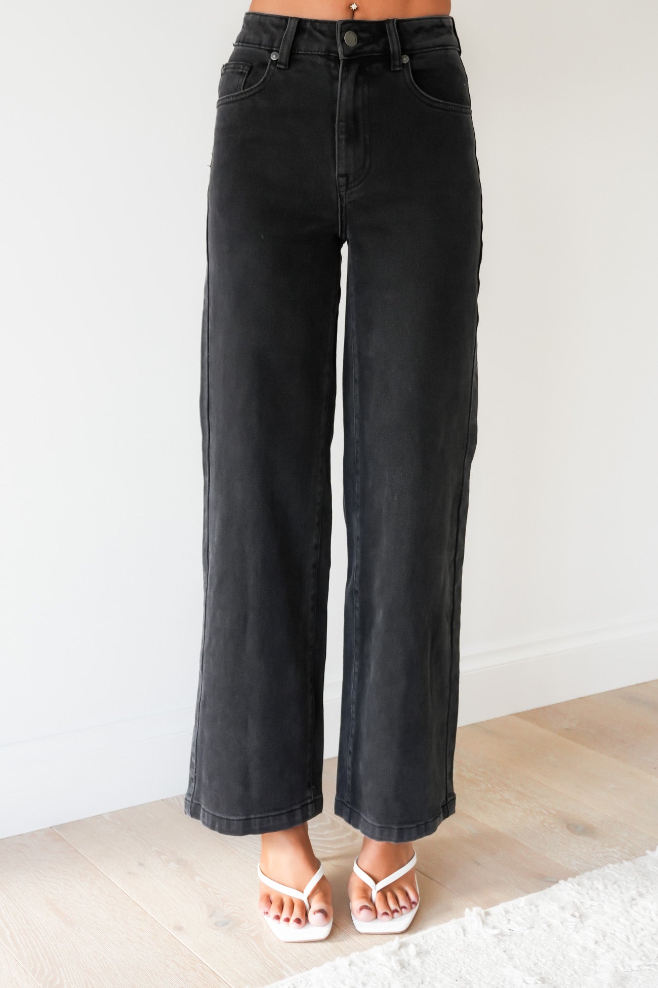 Jacqui Wide Leg Jean Washed Black
