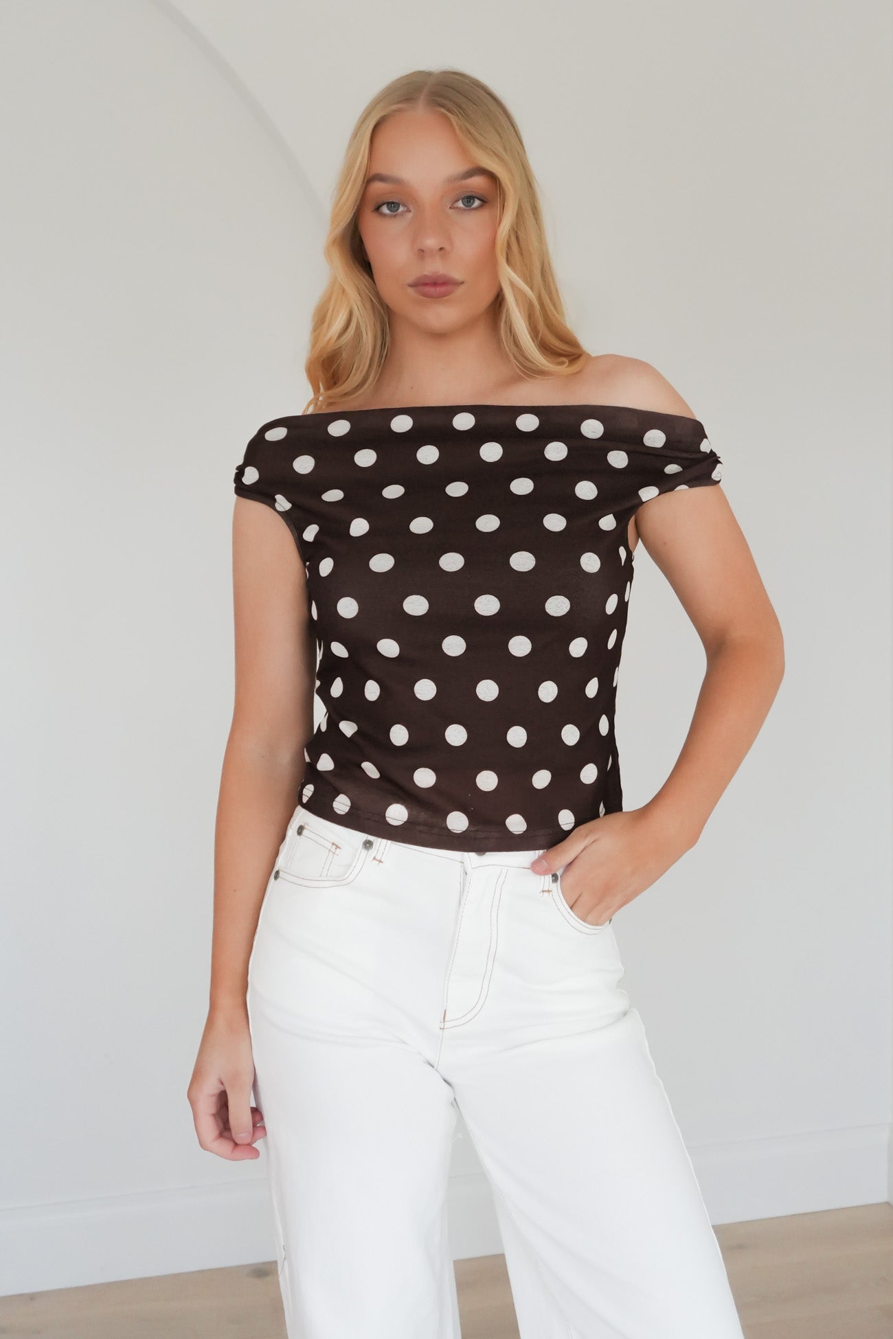 Karolina Top Chocolate