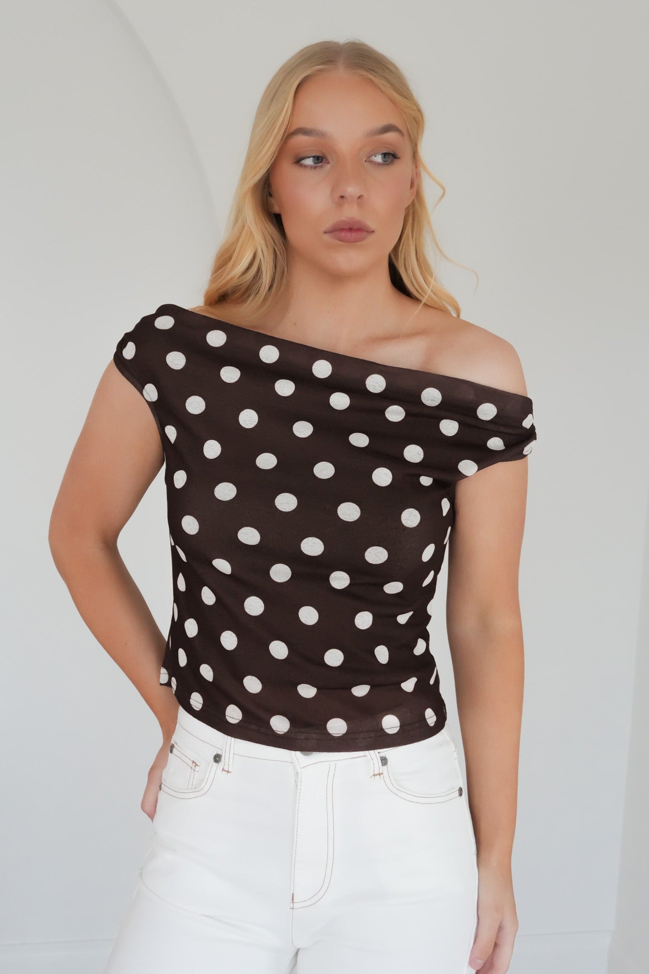 Karolina Top Chocolate