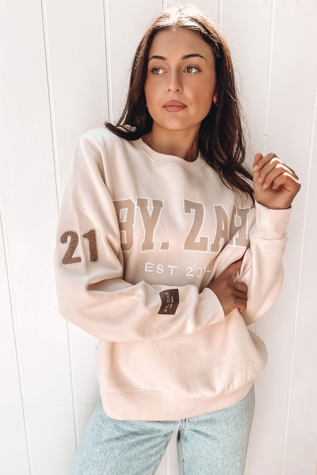 Kendall Oversized Logo Crew Beige