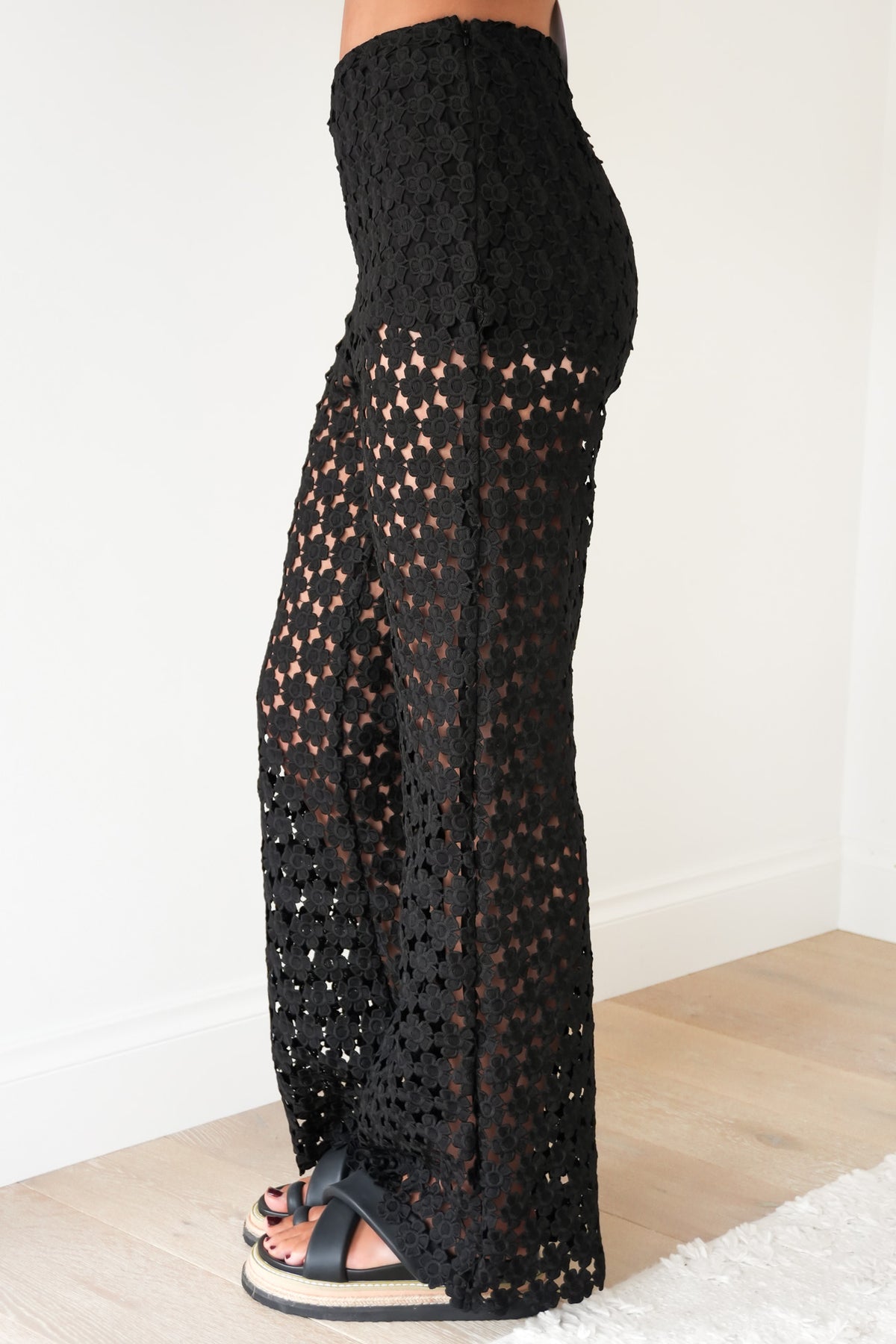 Kirsten Floral Lace Set Black