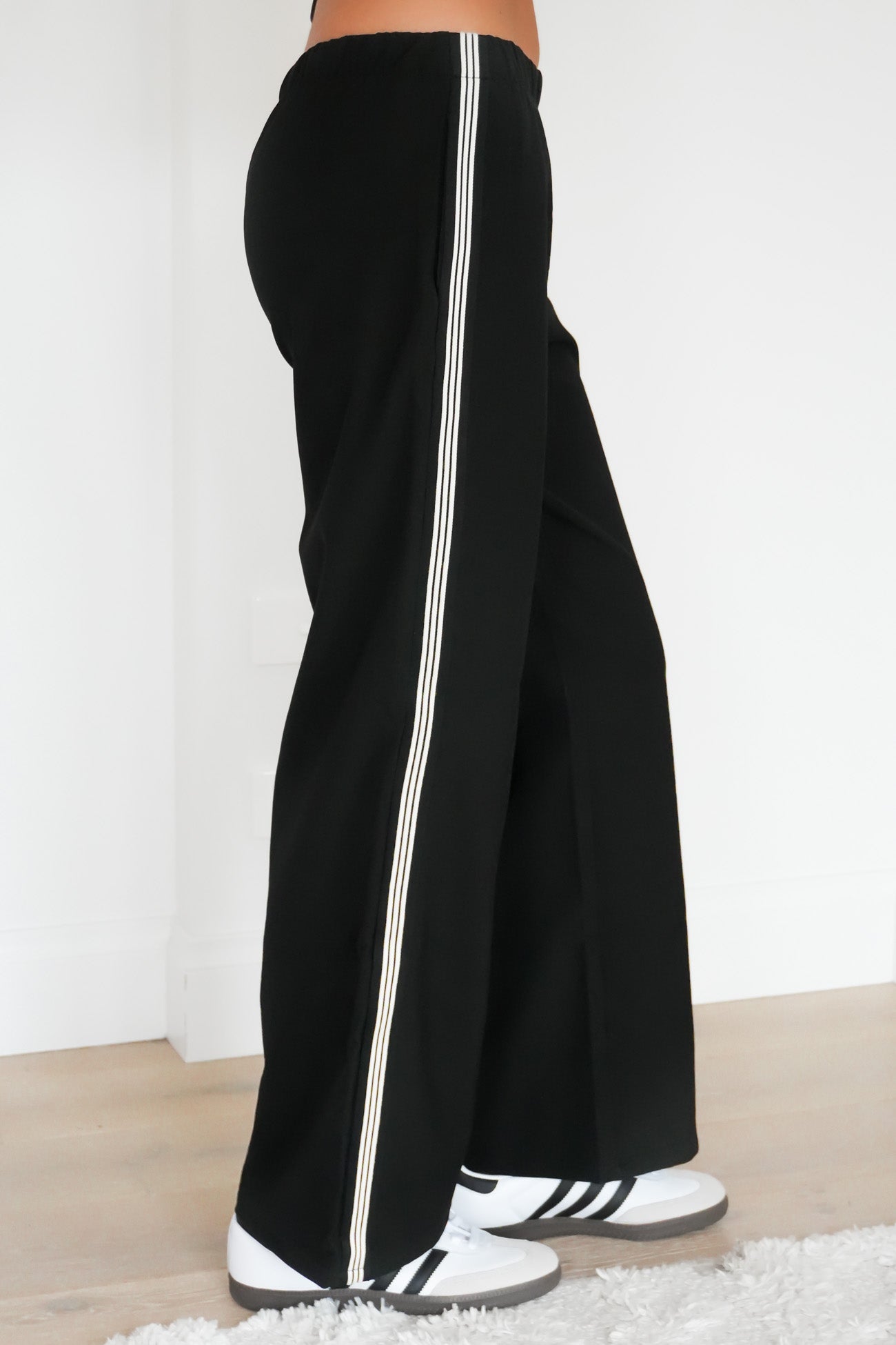 Lina Pant Black