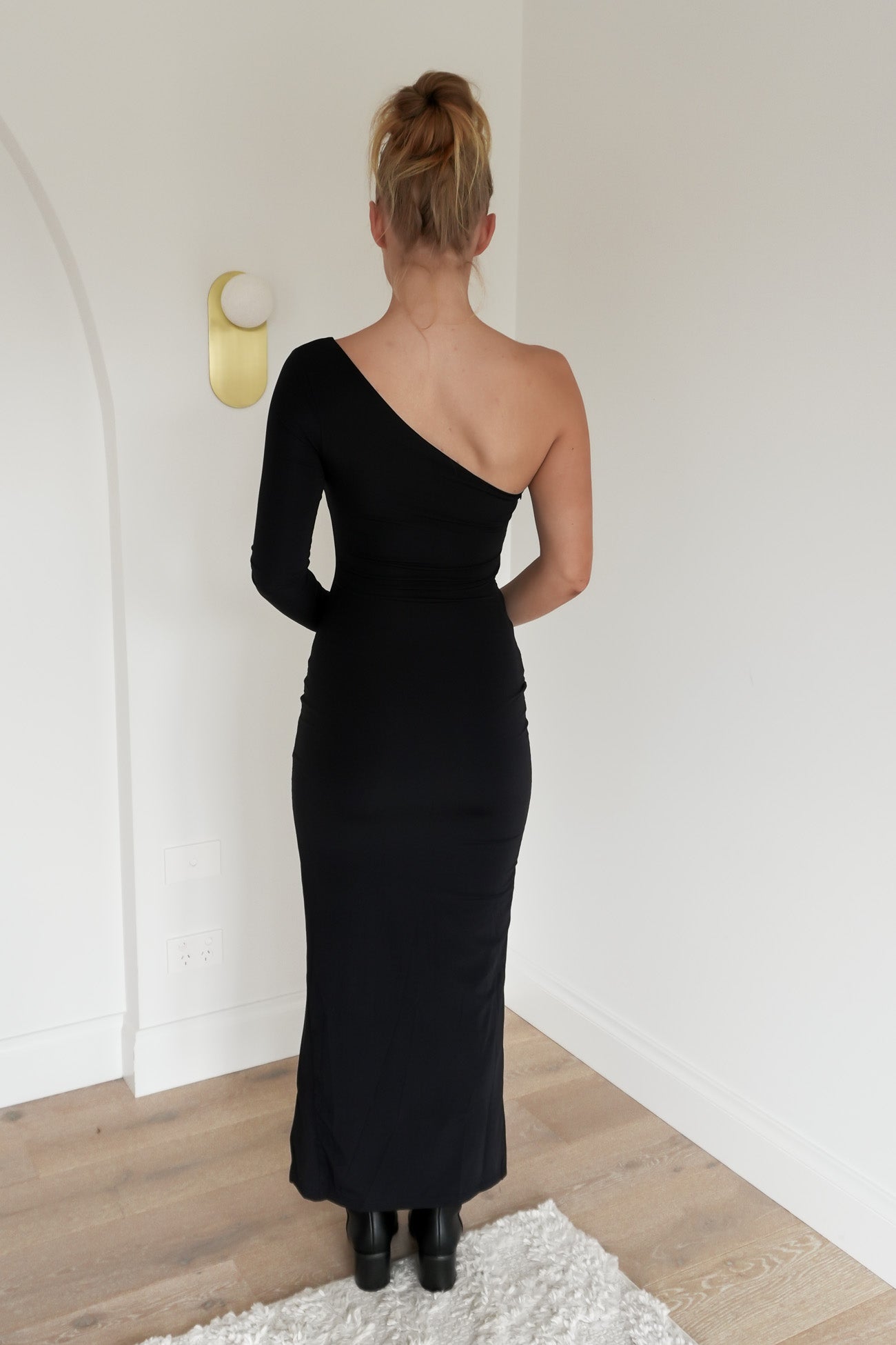 Lindsey Midi Dress Black