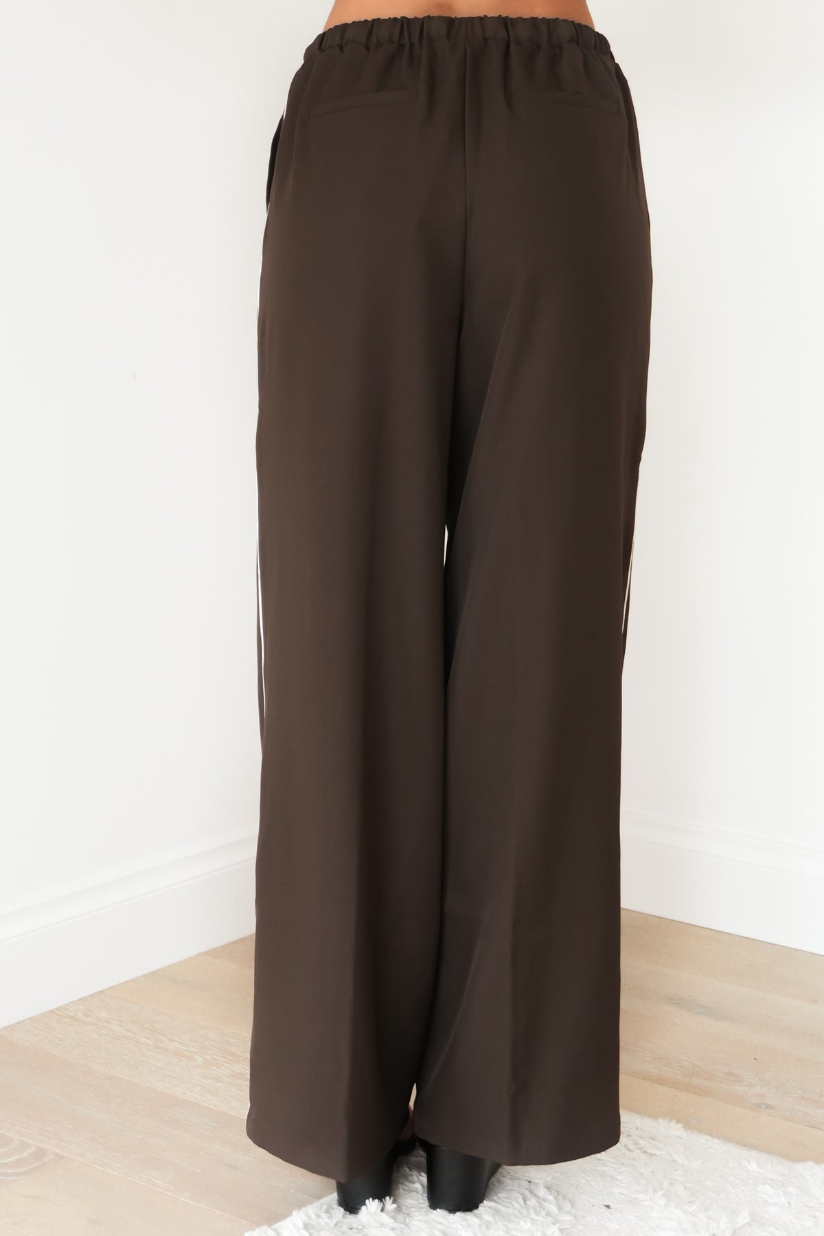 Maddox Piped Pant Chocolate