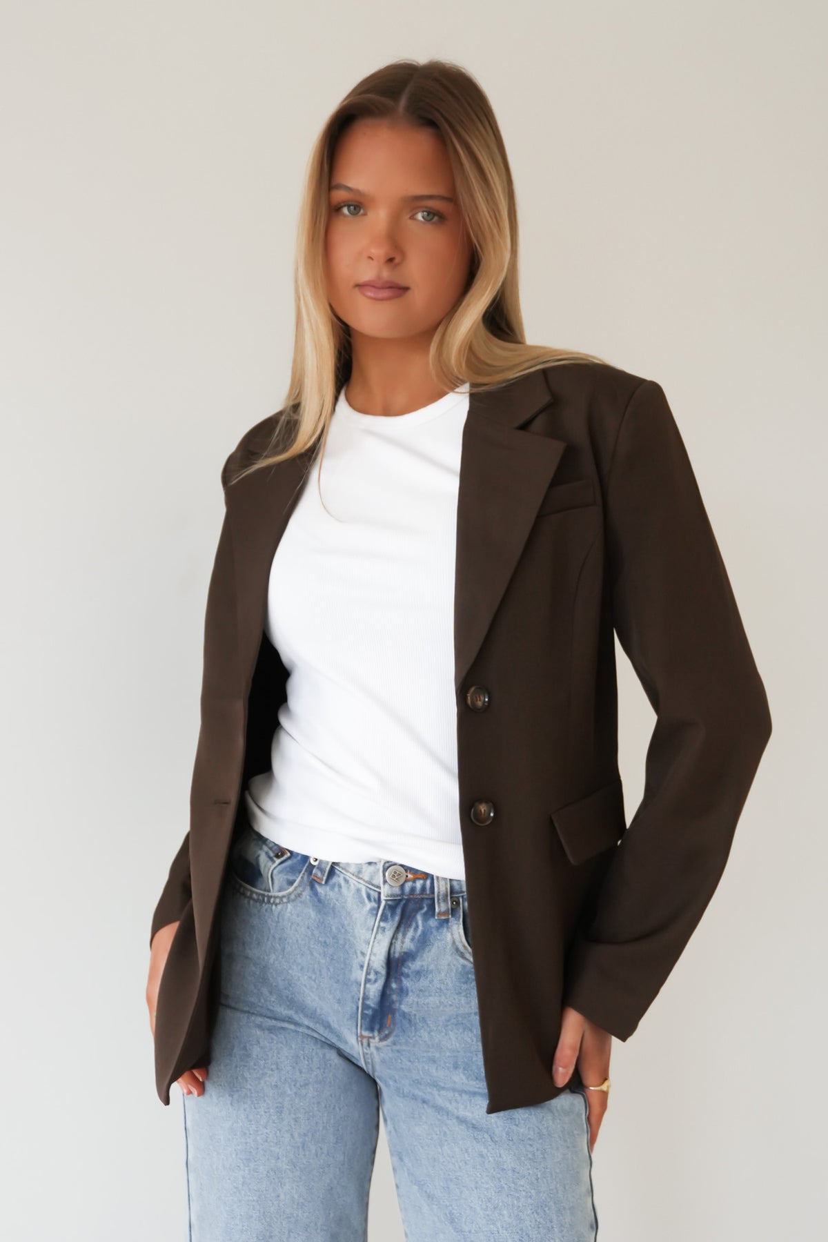 Maddox Tie Blazer Chocolate