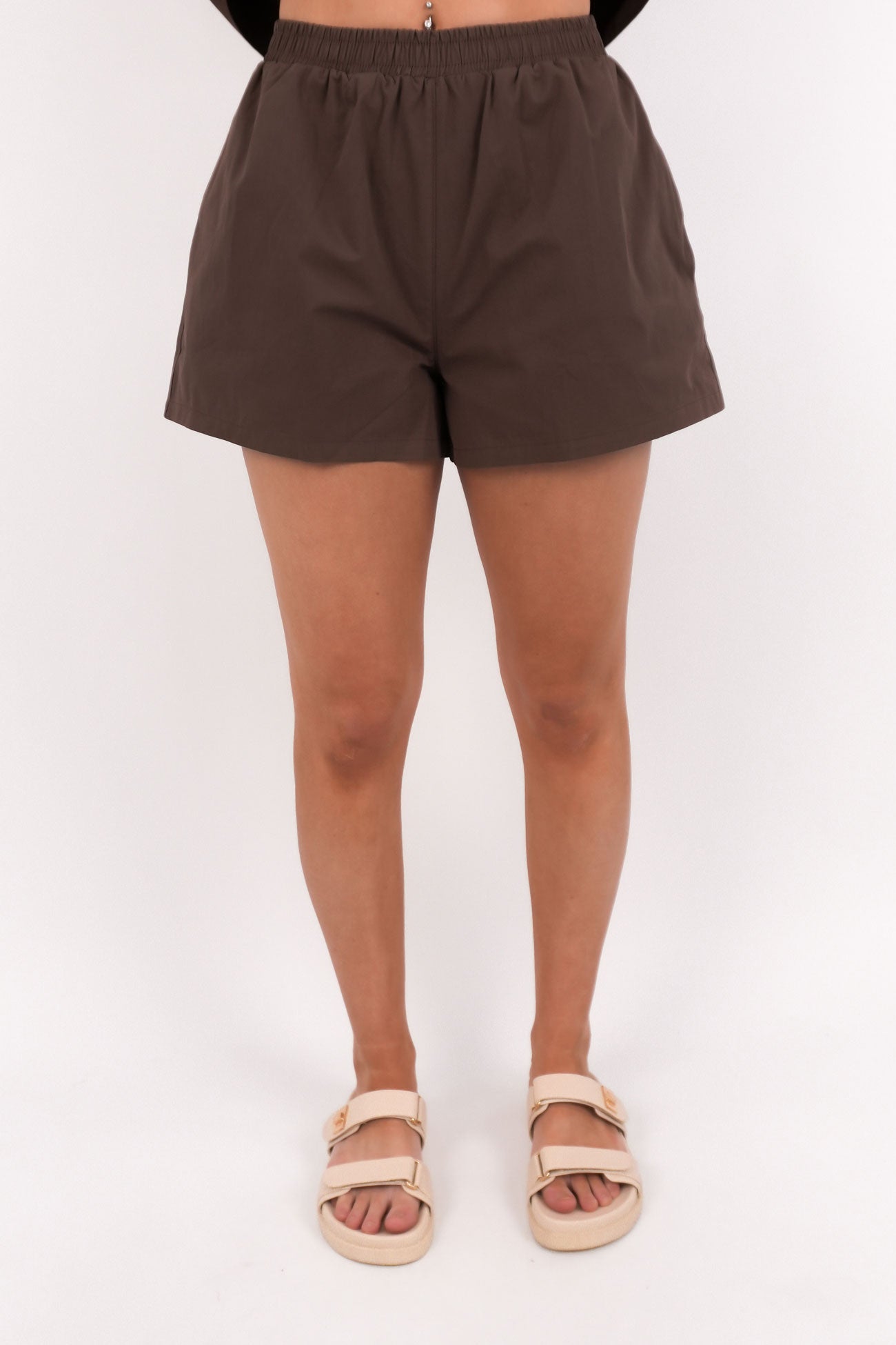 Madoc Short Chocolate