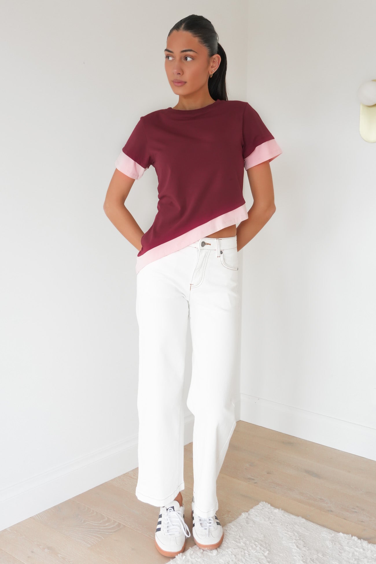 Moana Tee Wine