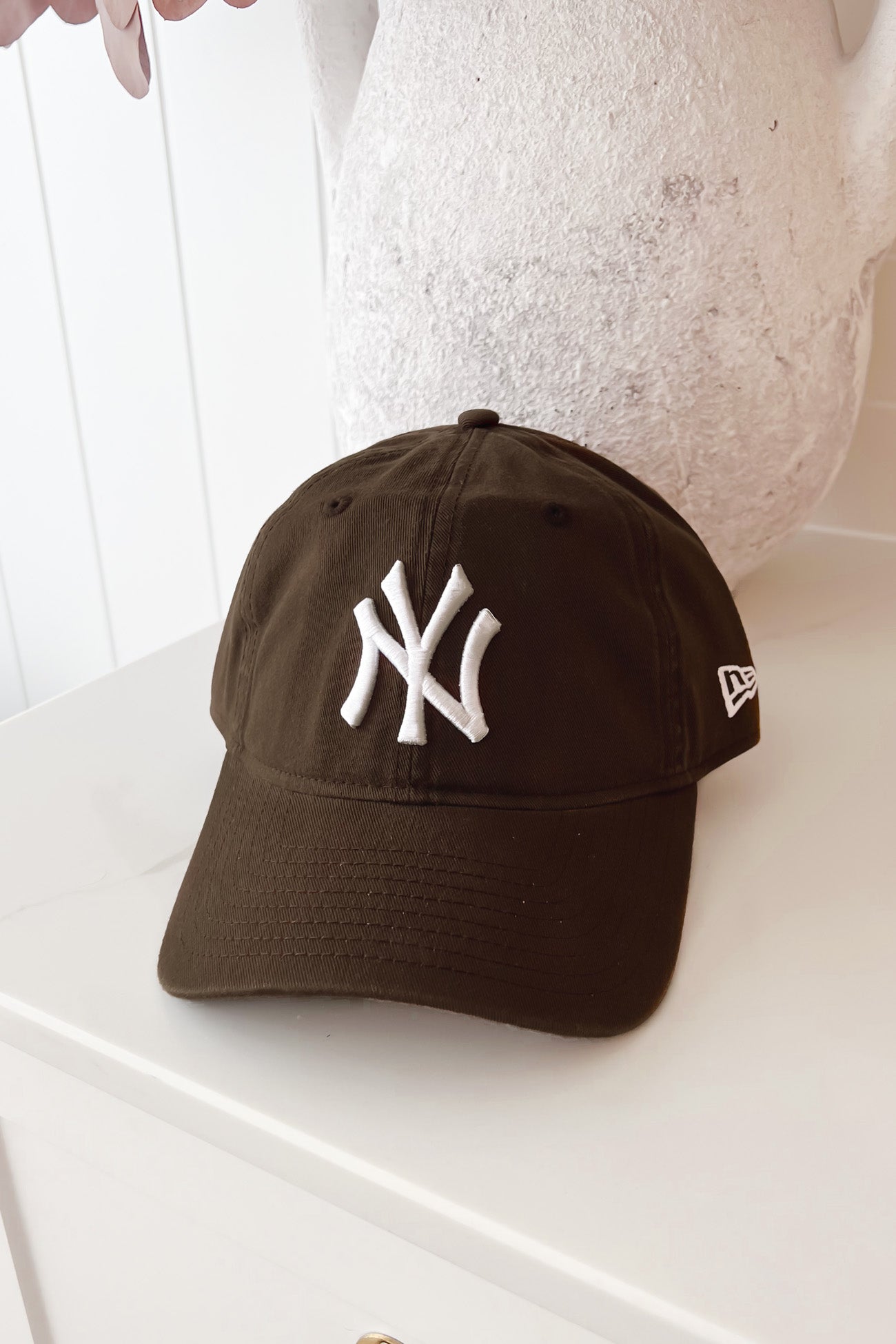 New York Yankees 9TWENTY Cloth Strap Brown