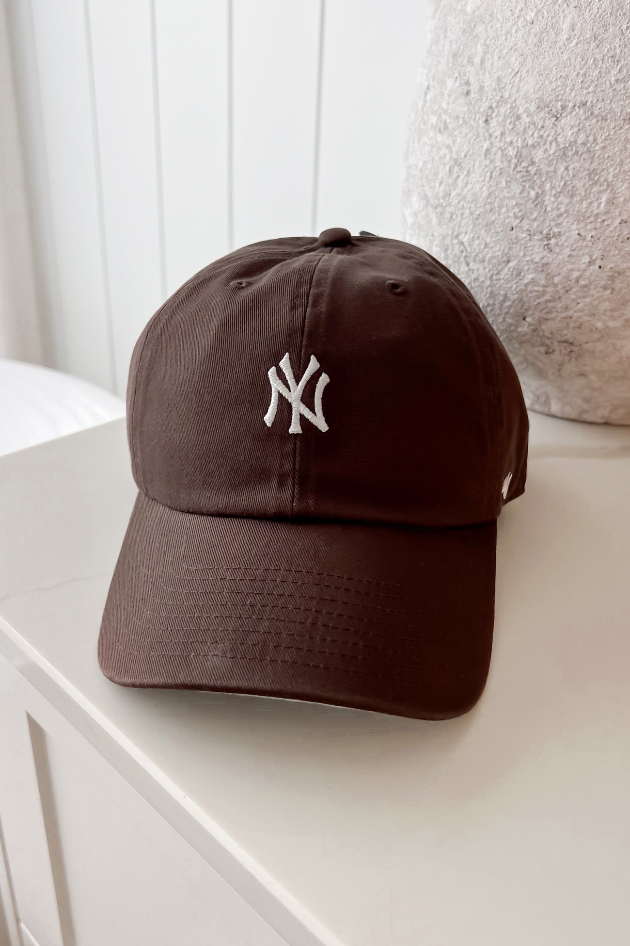 New York Yankees Brown/White Base Runner 47 Cleanup