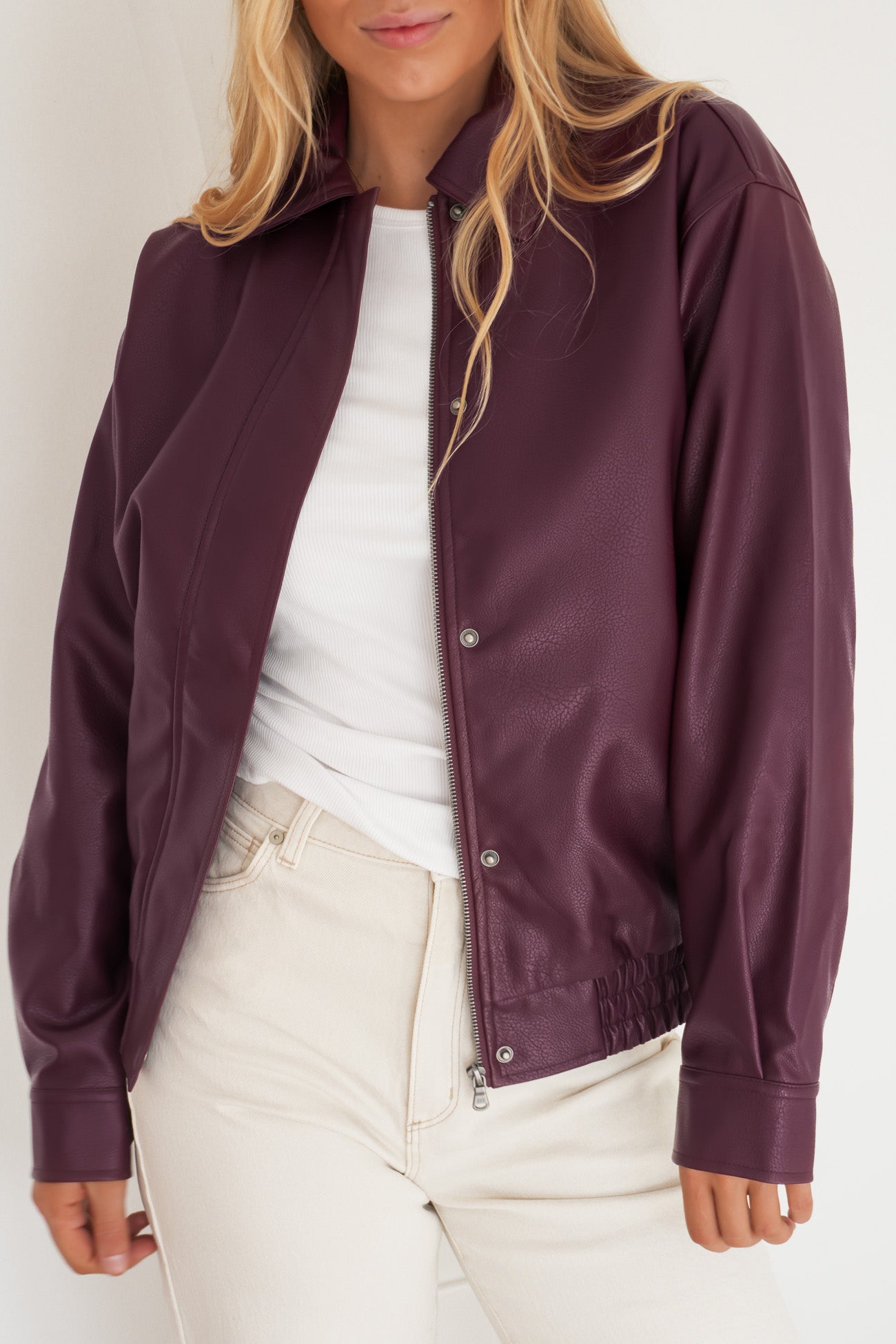 Nina Bomber Wine