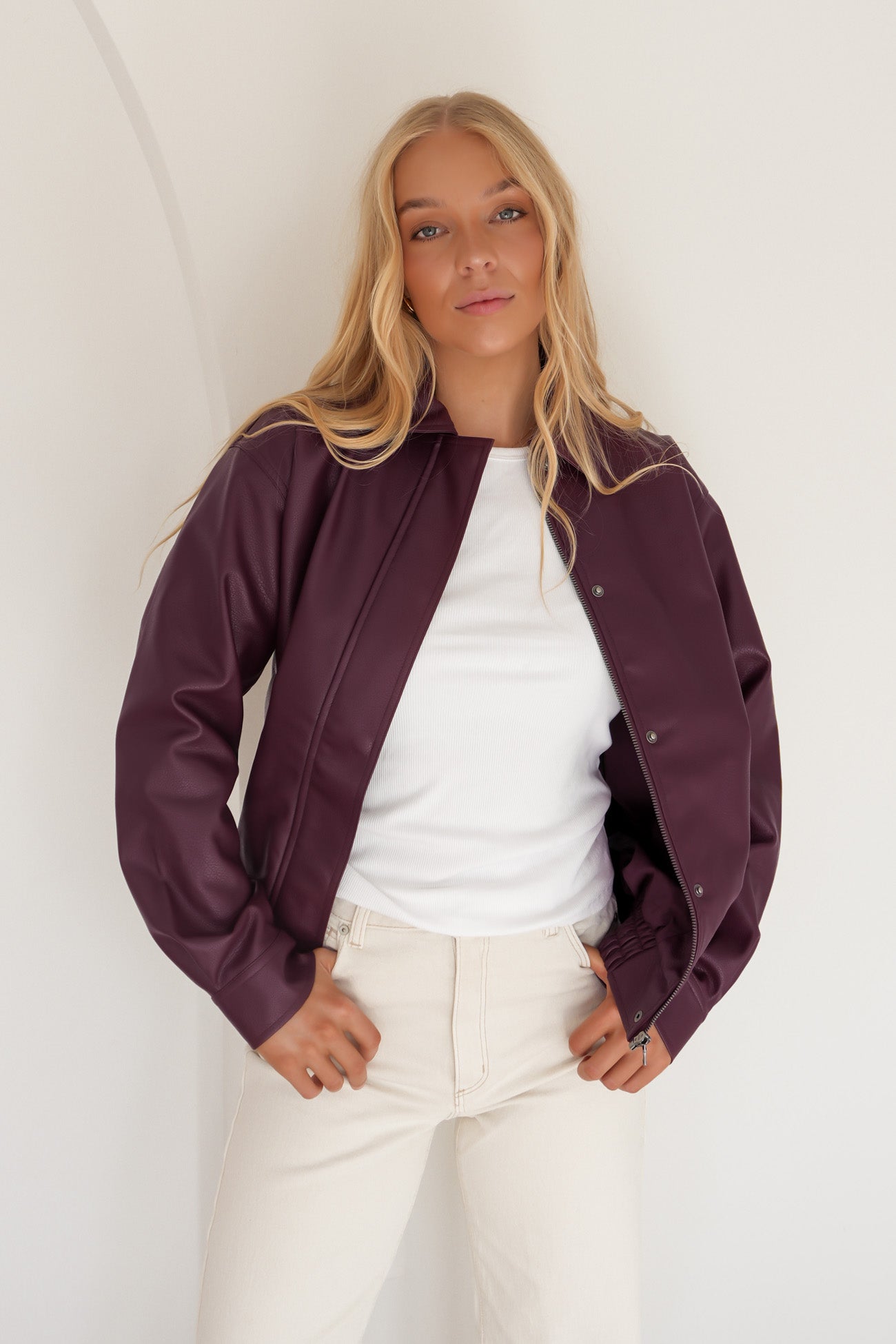 Nina Bomber Wine