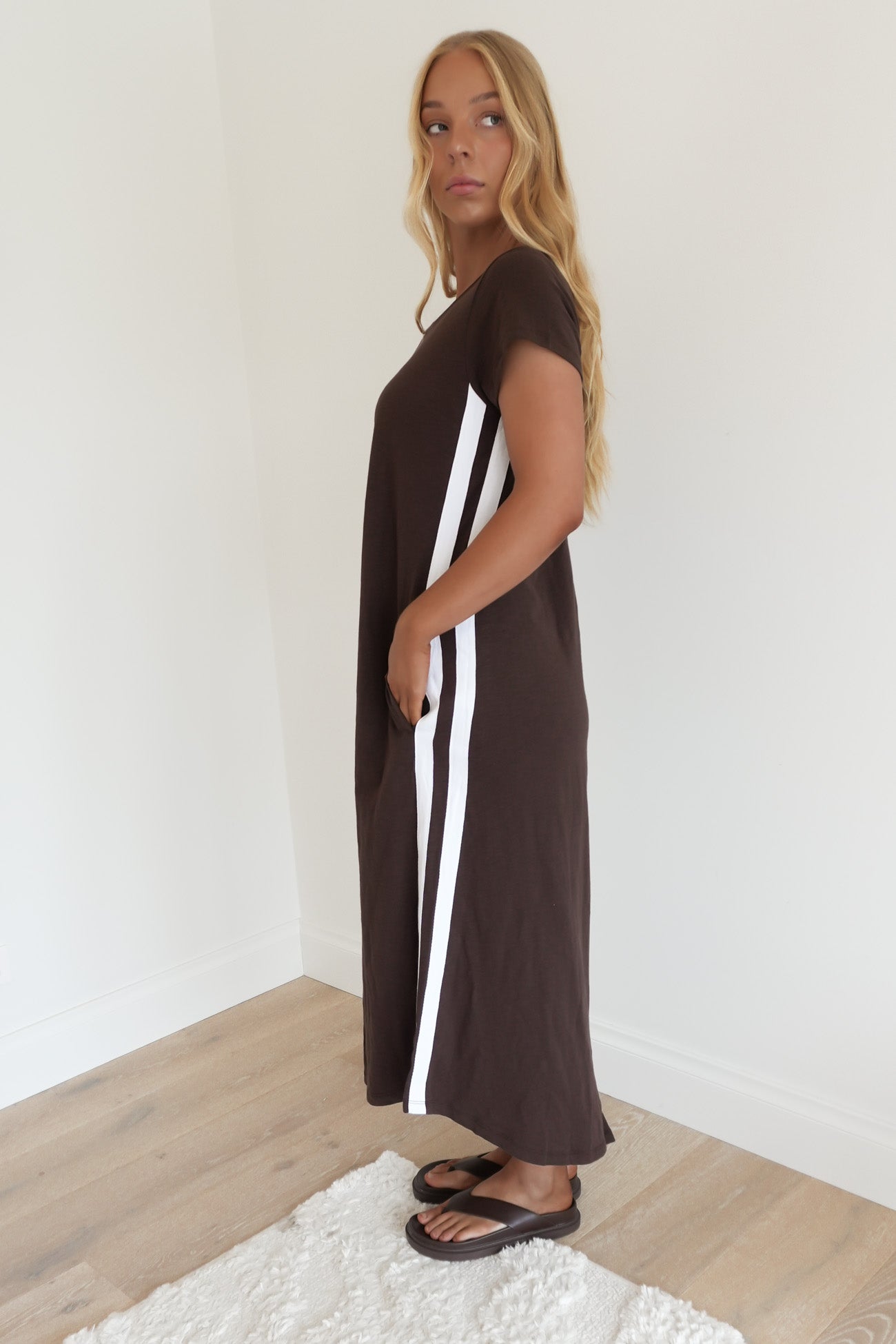 Recovery Dress Chocolate