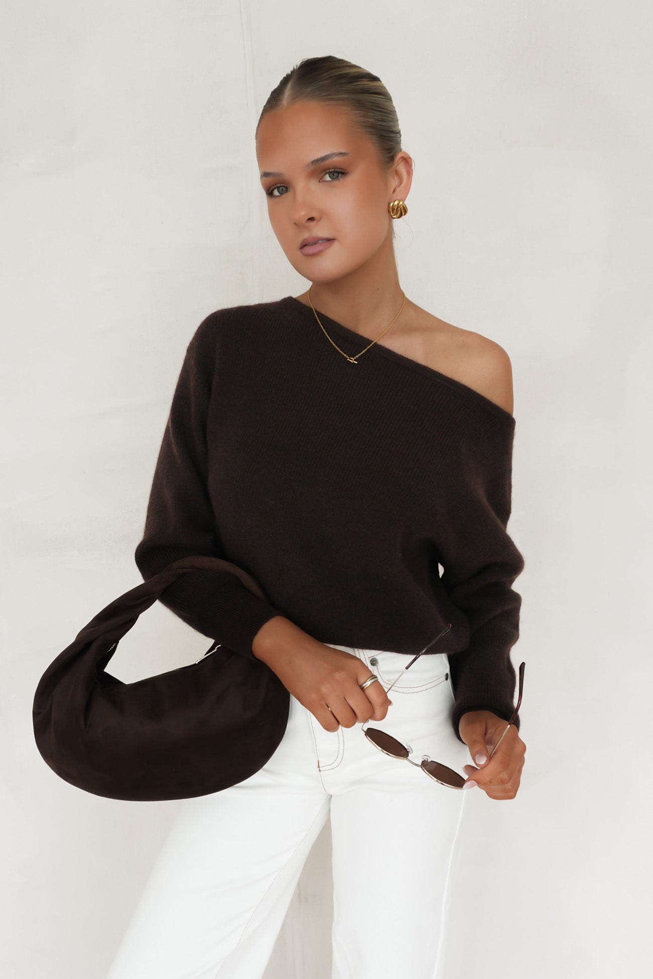 Romey Off Shoulder Knit Chocolate