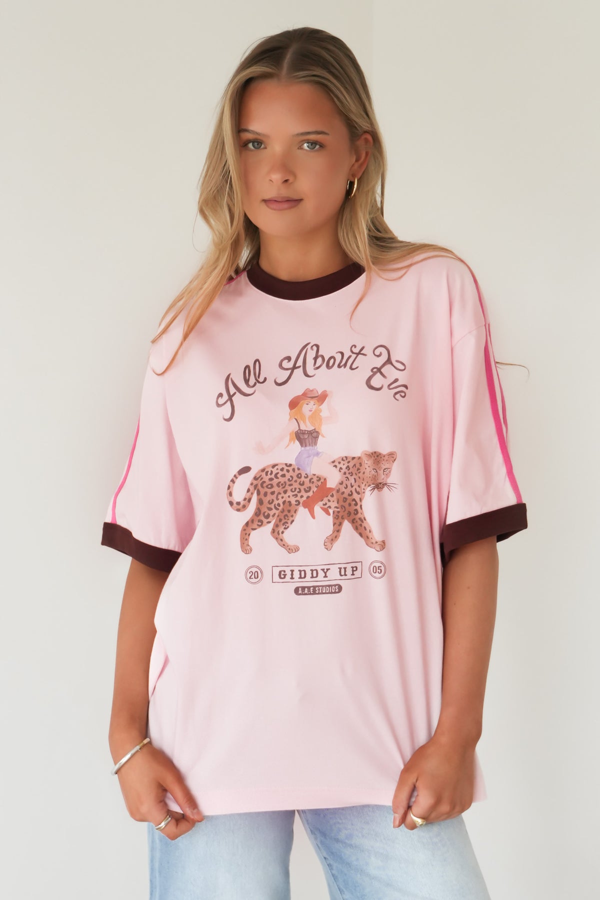 Run Wild Oversized Tee Pale Pink