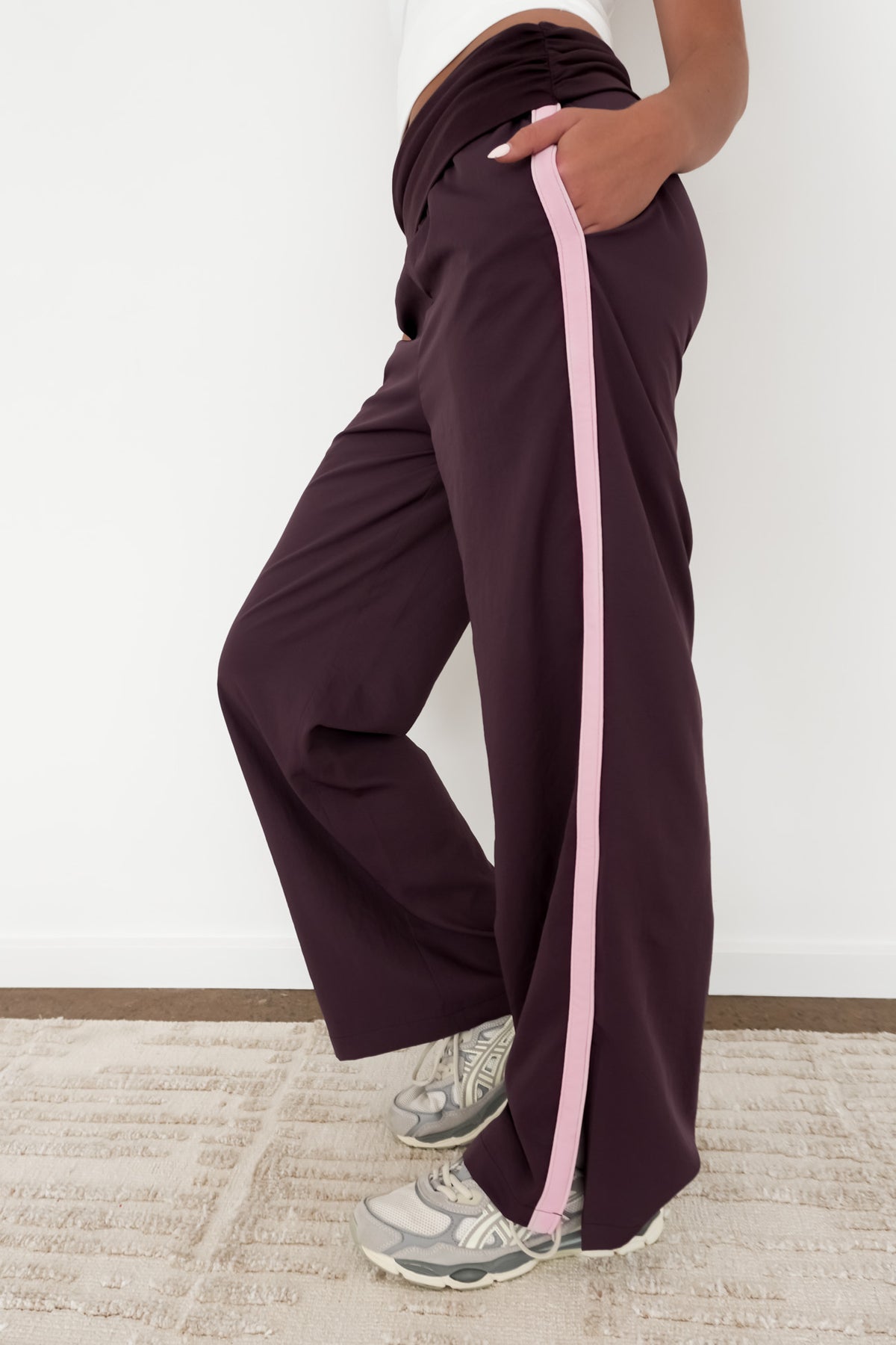 Solana Trackpant Plum