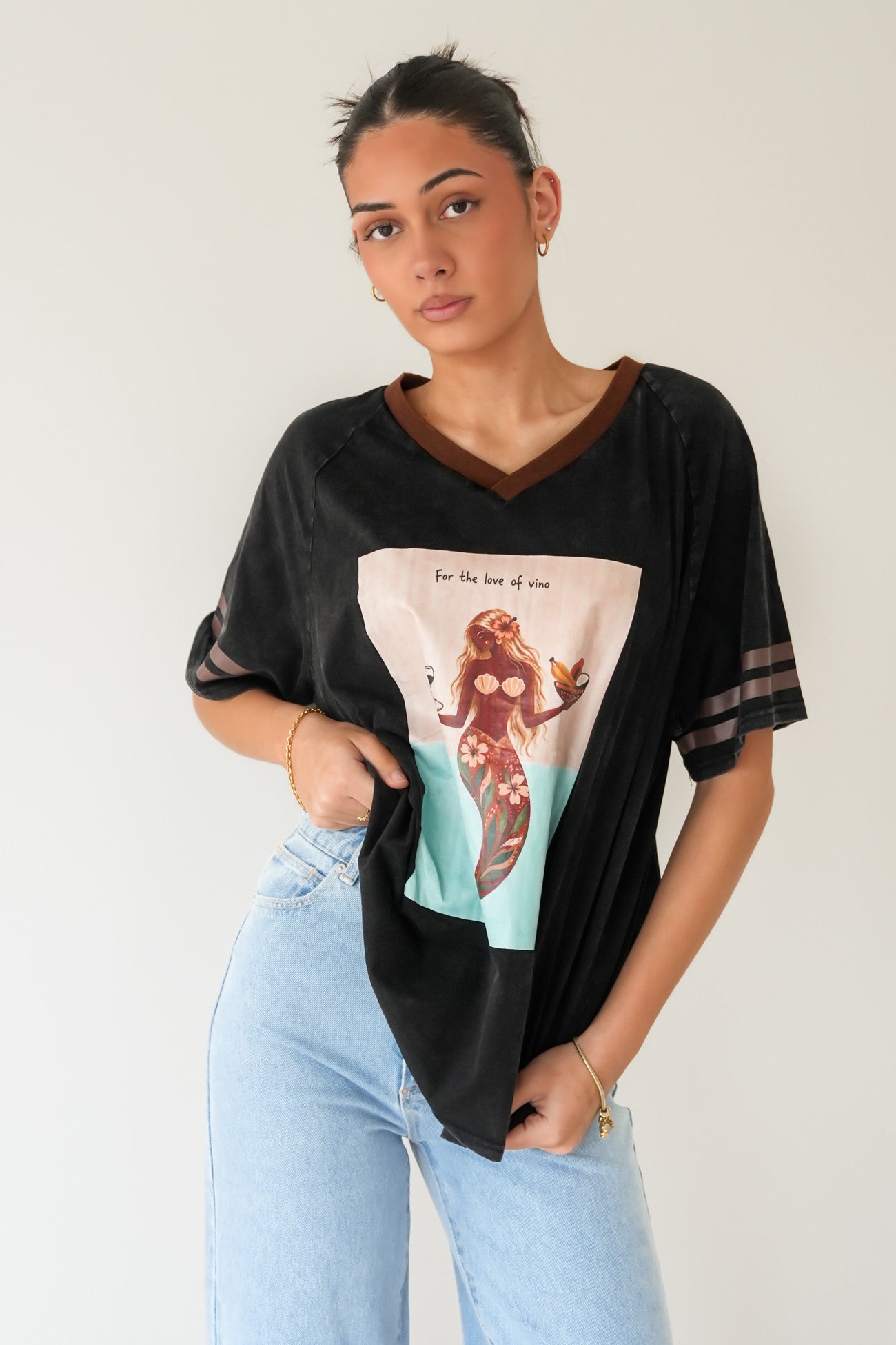 Vino Tee Black