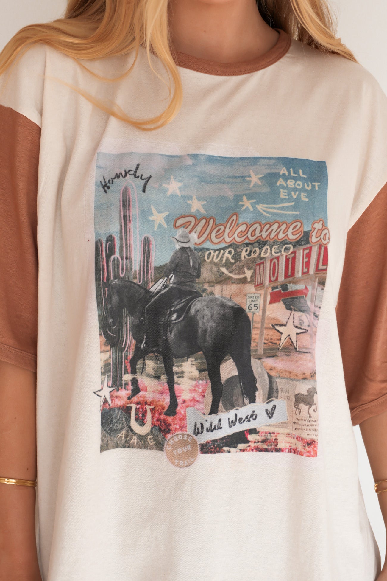 Wild West Oversized Tee Vanilla